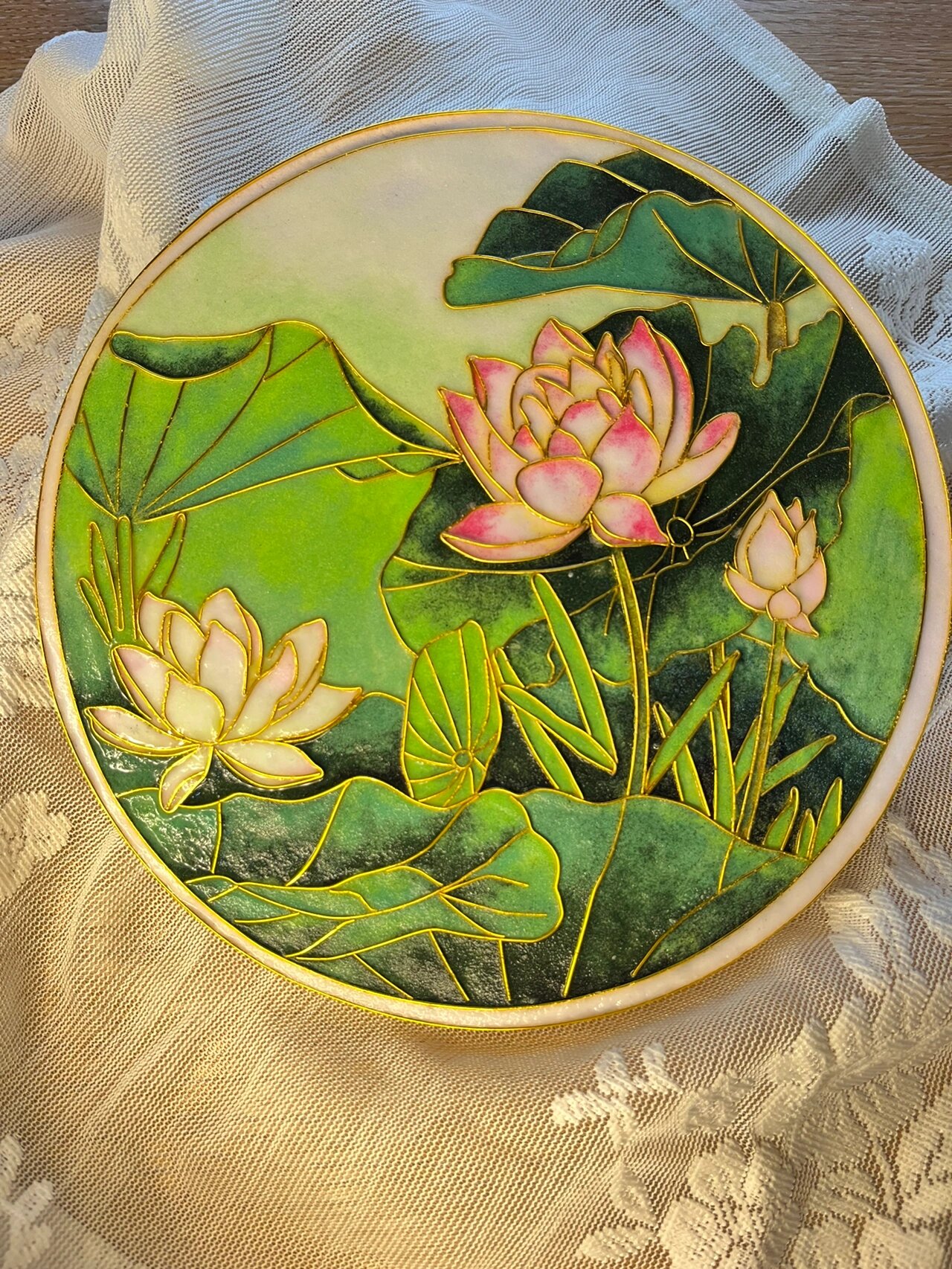 掐丝珐琅画《荷花》 成品图片