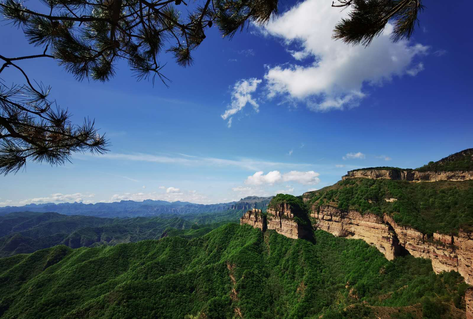 河北邢台自驾游,周公山自驾爱好者向往地 自驾游是很多旅游爱好者旅行