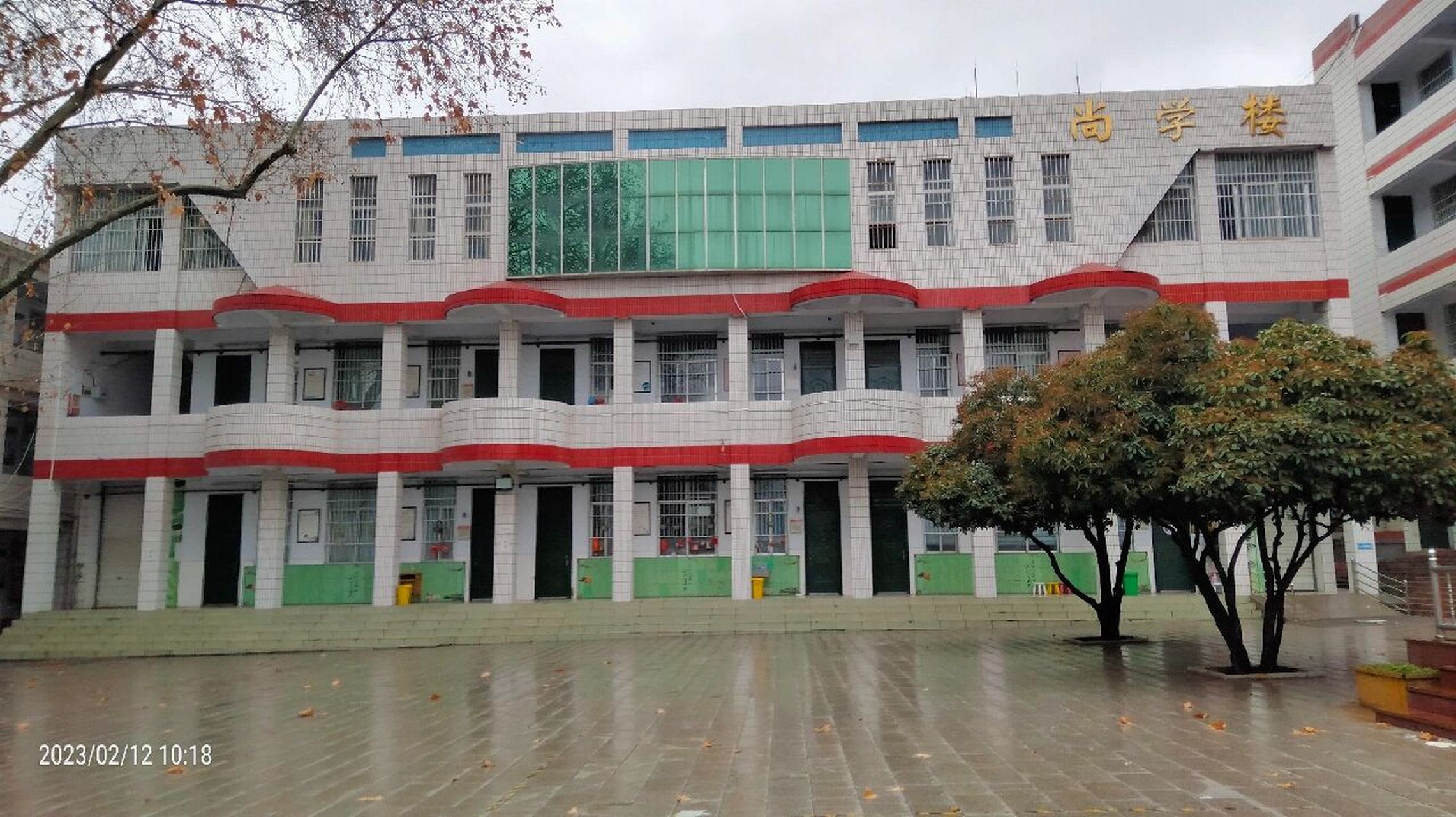 相信焦作市的人都认识这所小学 ,对了 它就是学生路小学,再过四个月