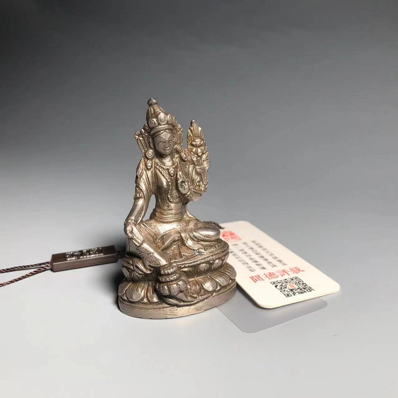 分享一尊清代银绿度母寸佛