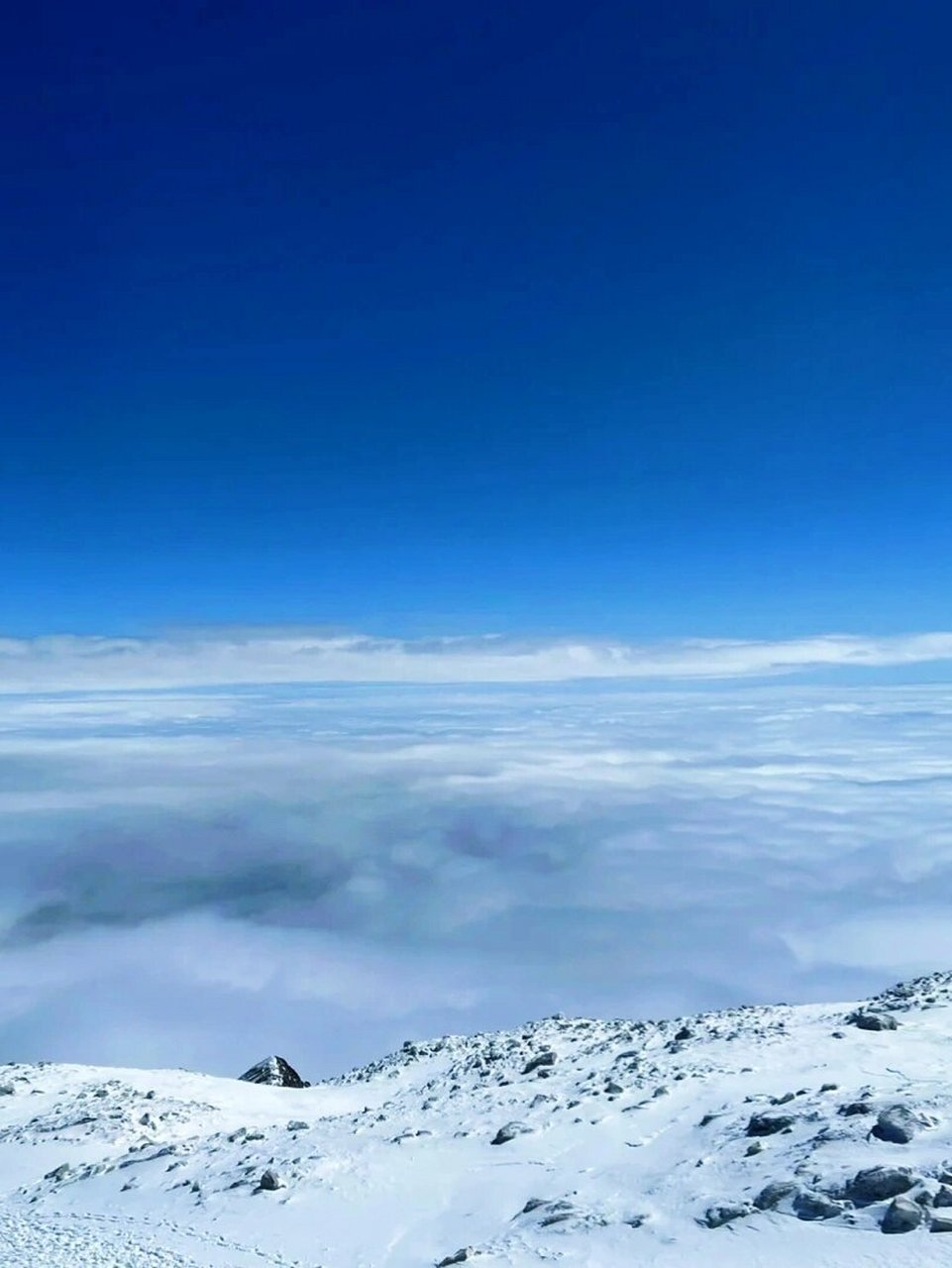 云南哈巴雪山图片