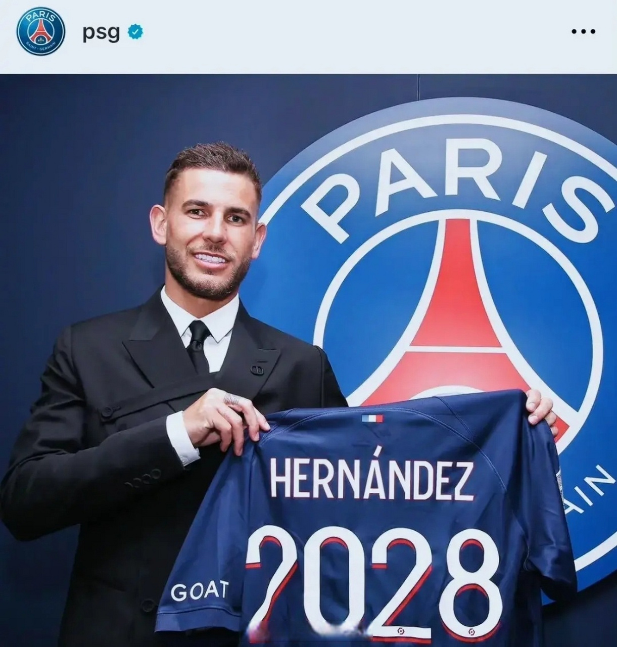 巴黎签下拜仁后卫卢卡斯·埃尔南德斯,卢卡斯在拜仁效