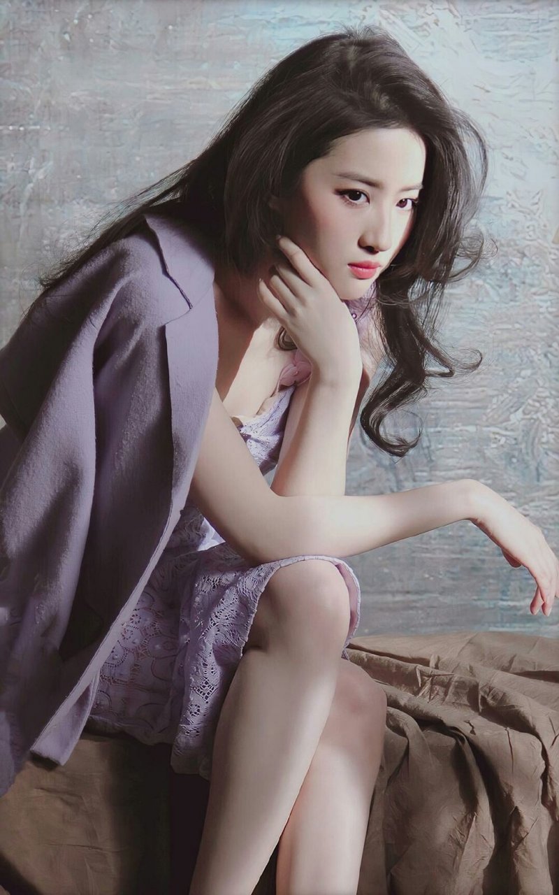 刘亦菲早期写真组图:神仙姐姐,么么哒,美美的.