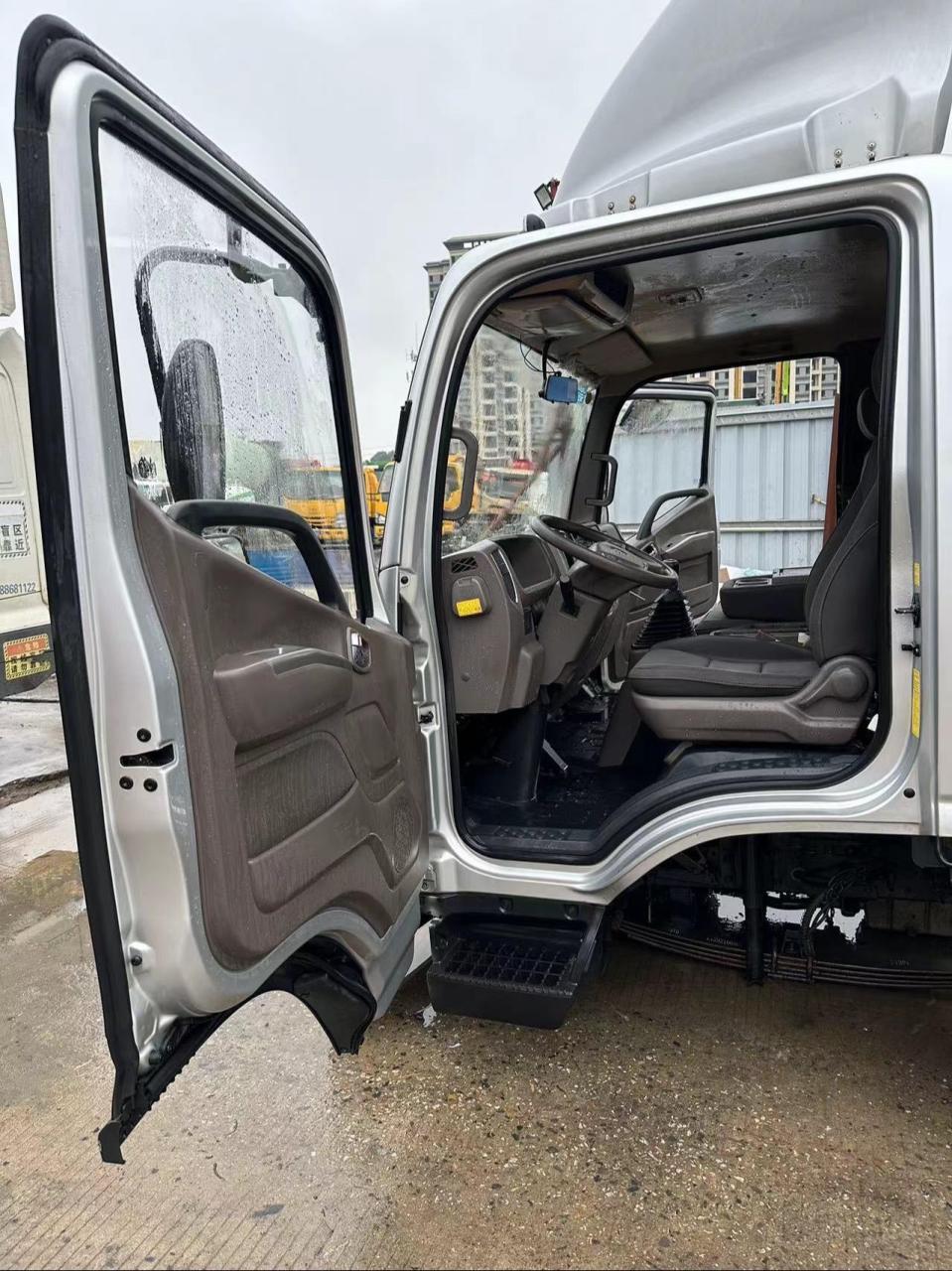 福田欧马可s1驾驶室总成