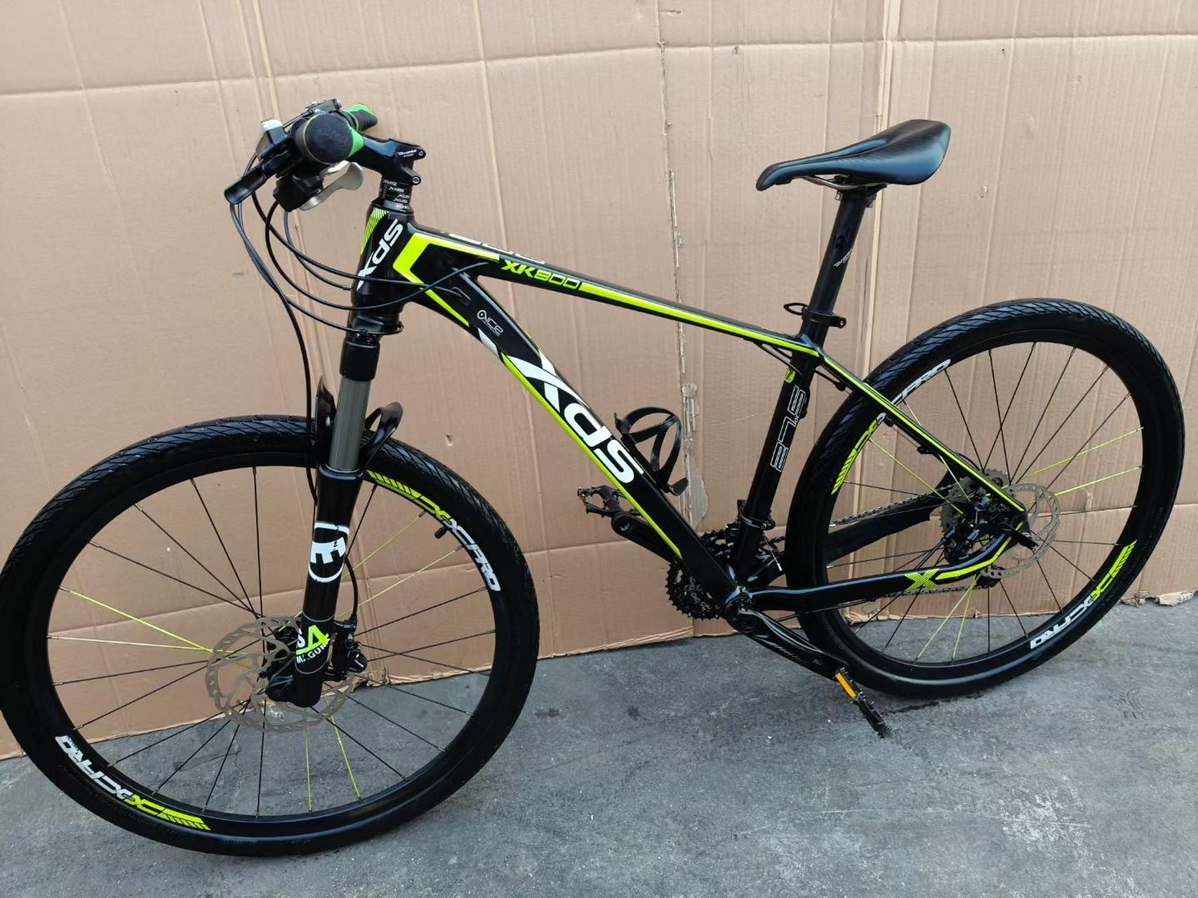 喜德盛侠客800,禧玛诺xt,套件,30速变速,deore油刹,线控气压前叉锁死