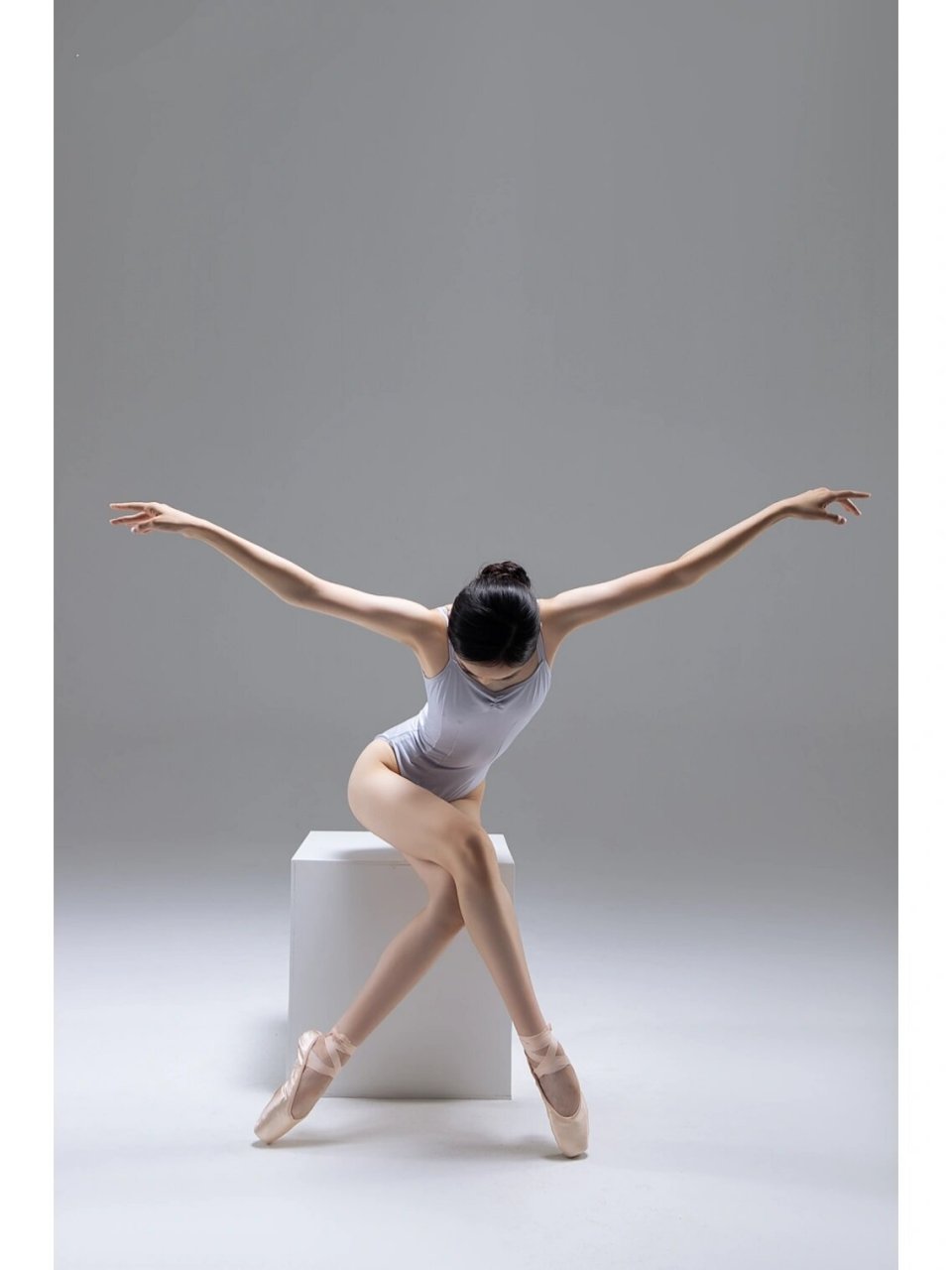 收藏 芭蕾舞姿参考l 14岁的芭蕾舞者 芭蕾舞者们快收藏起来～ 	 拍摄