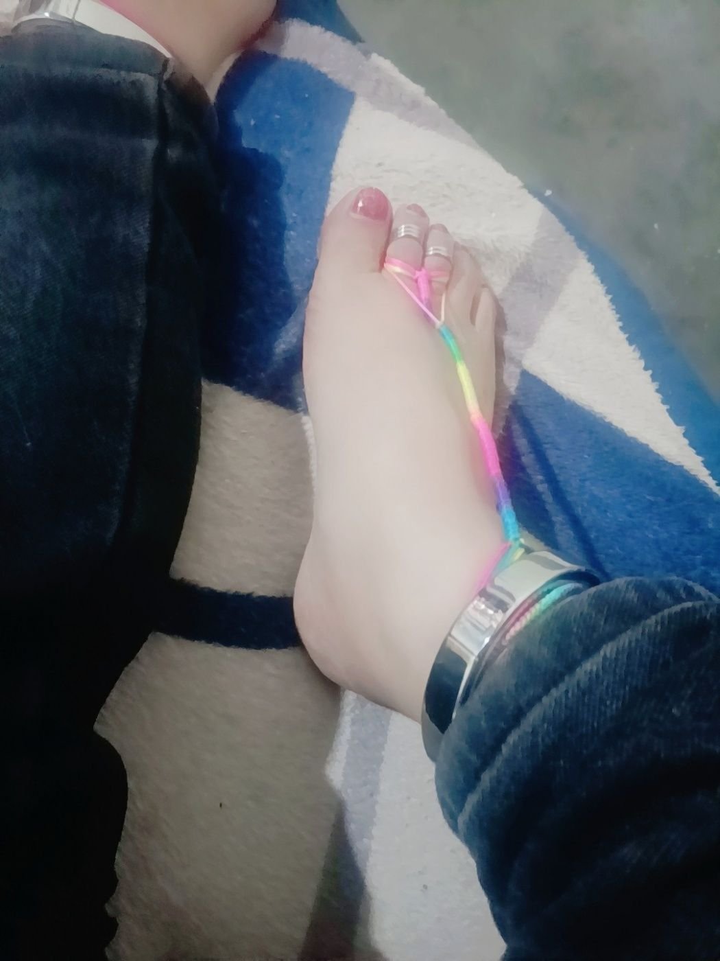 伟德bv1946官网-用脚镯造句子