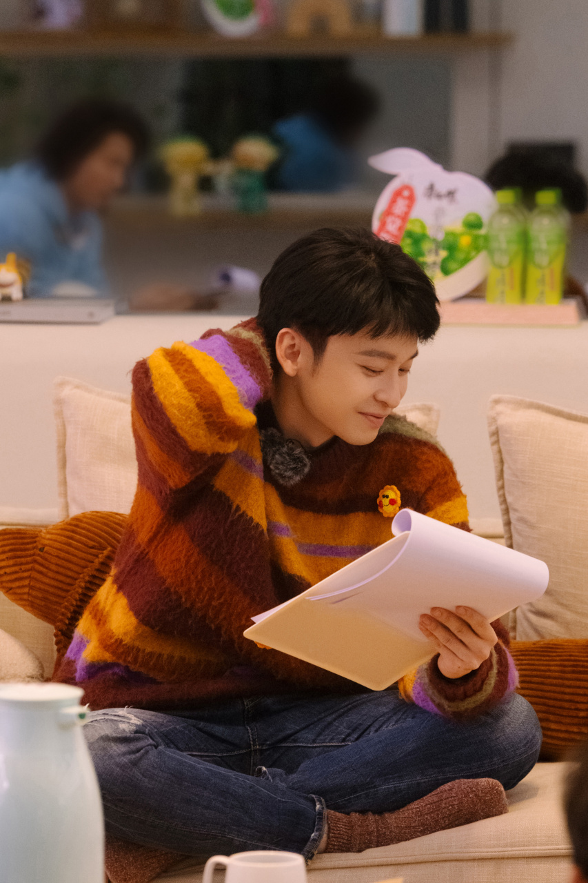 别在自己身上,到把自己的小太阳主动送人,小董@董子健到底经历了什么?