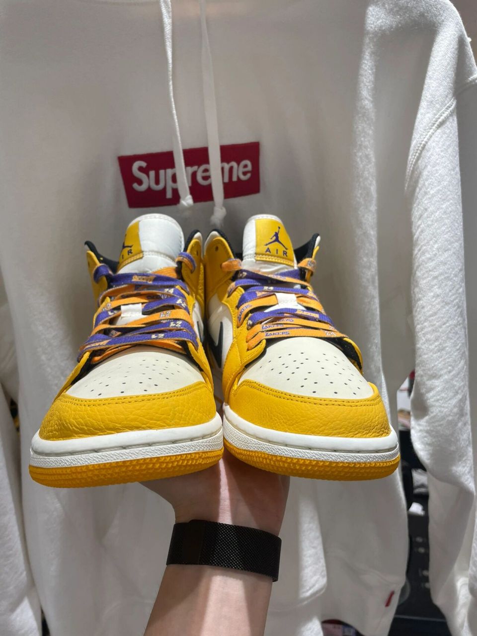 aj1 湖人紫黄 aj1湖人 紫黄 码数:42码 成色:a  作为湖人主题的配色