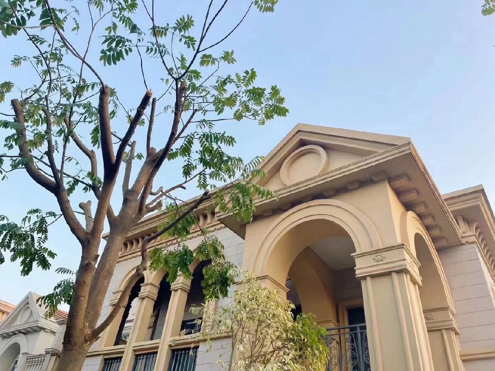 宝珊花园独栋别墅出售 93宝珊花园翡丽山大独栋 南北朝向,停车方便