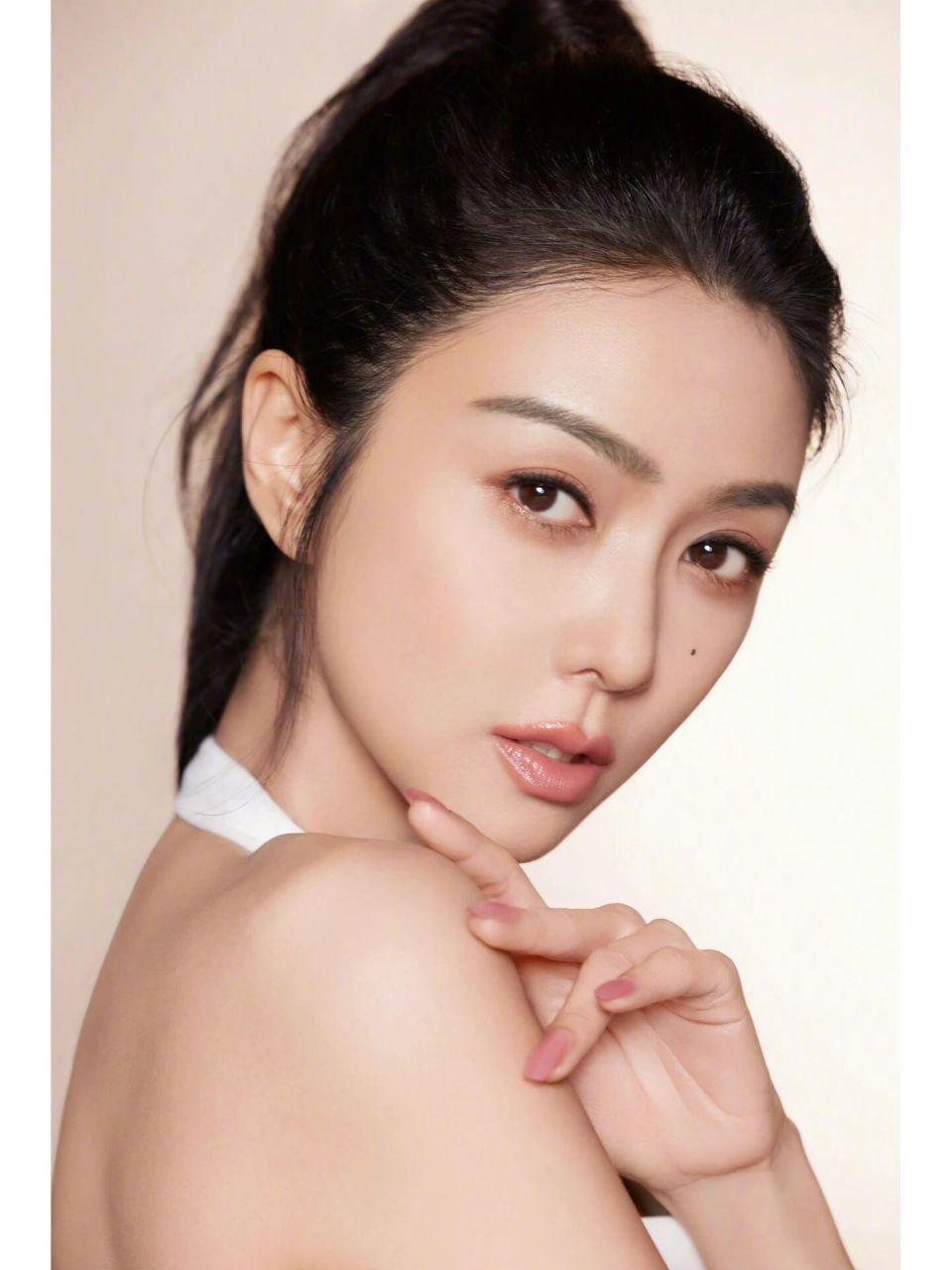 40 「少女幼态脸」薛凯琪,减龄秘诀 香港最后一位少女,即使40 岁美貌