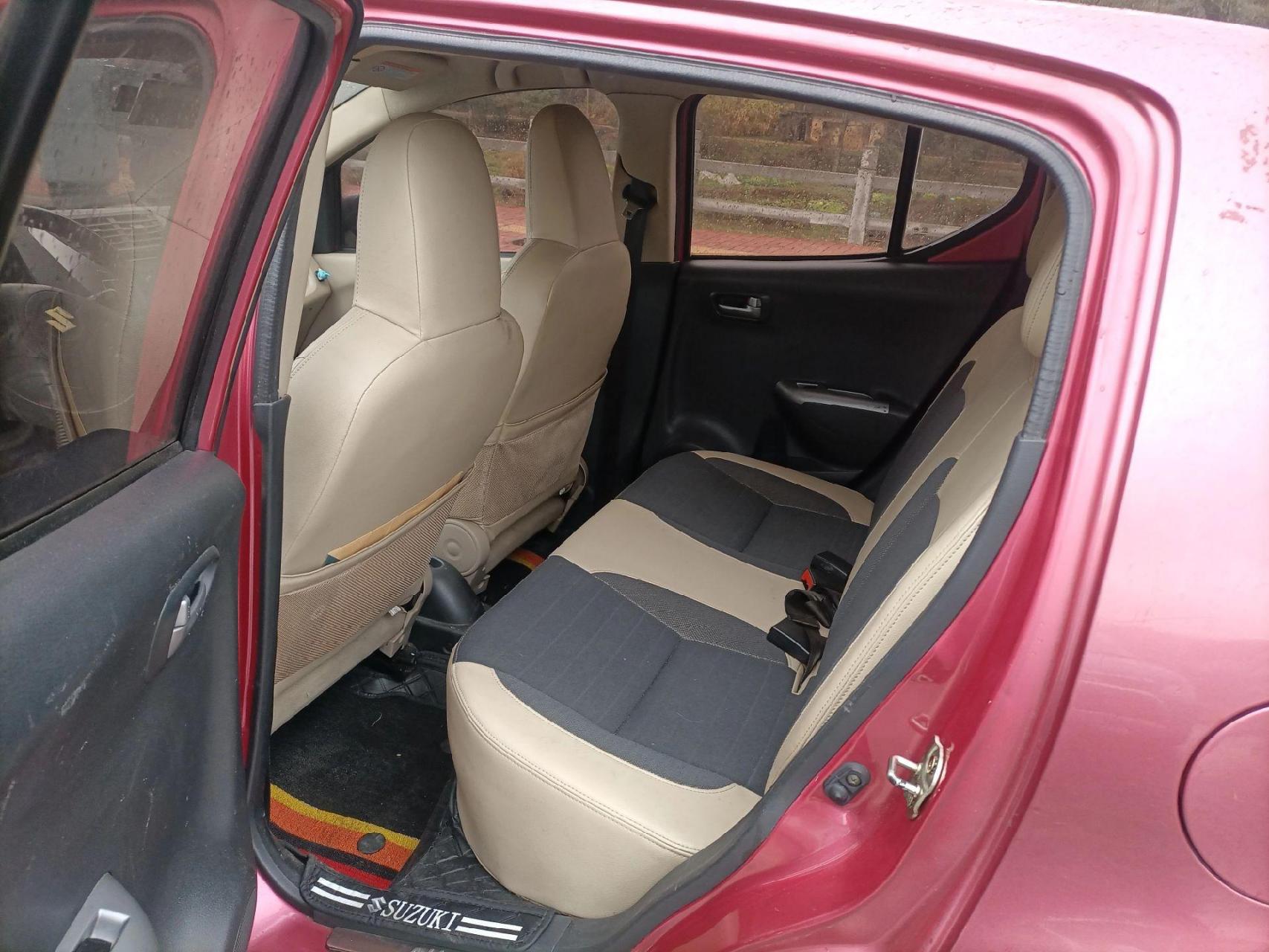 奥拓自动挡极品车况实表才几万公里