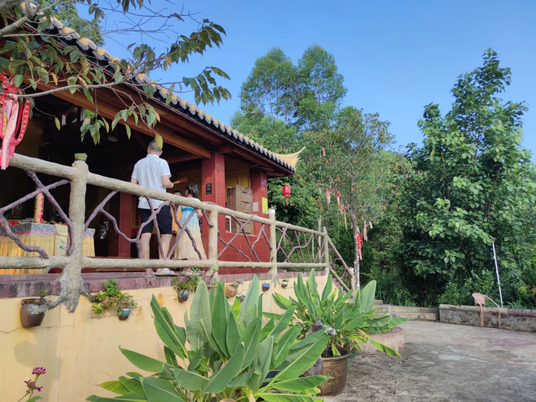 梅州周末亲子游 万灵寺 篇 地址99导航:丙村镇万灵寺 梅州梅县开车