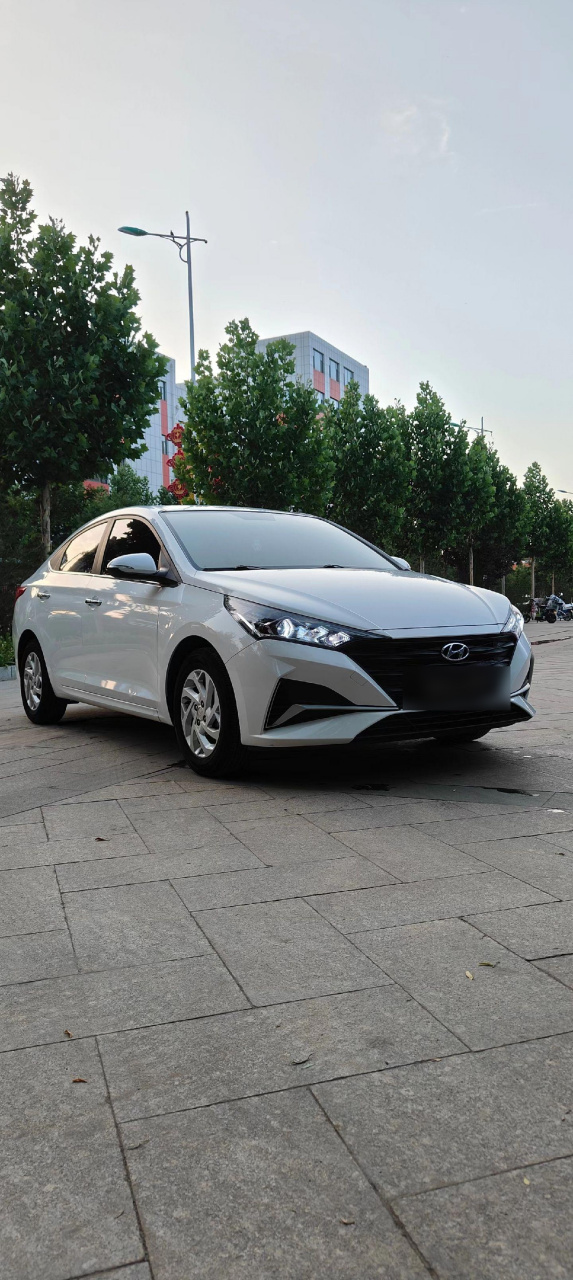 新到2020年新款现代悦纳,1.4手动档,本孝义个人一手车!