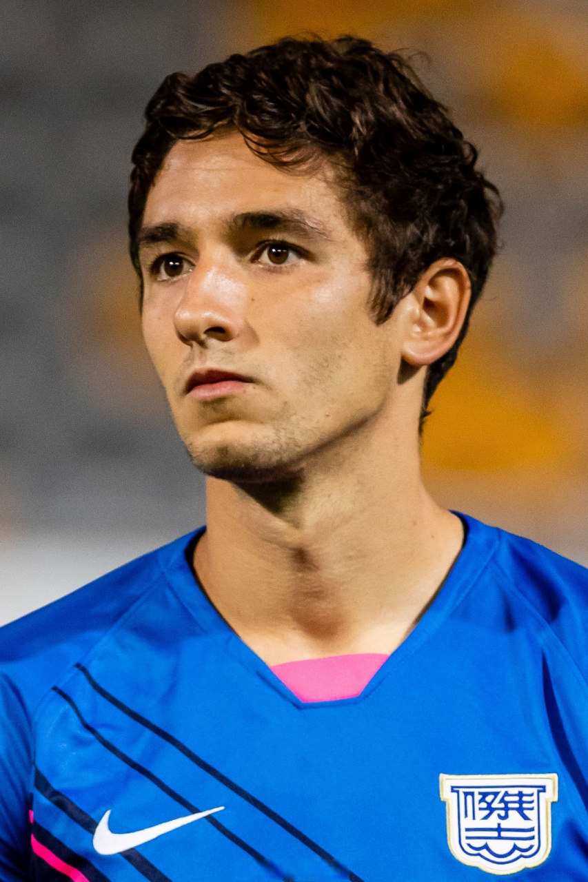 香港运动员宾纪文(clément sami nicolas benhaddouch