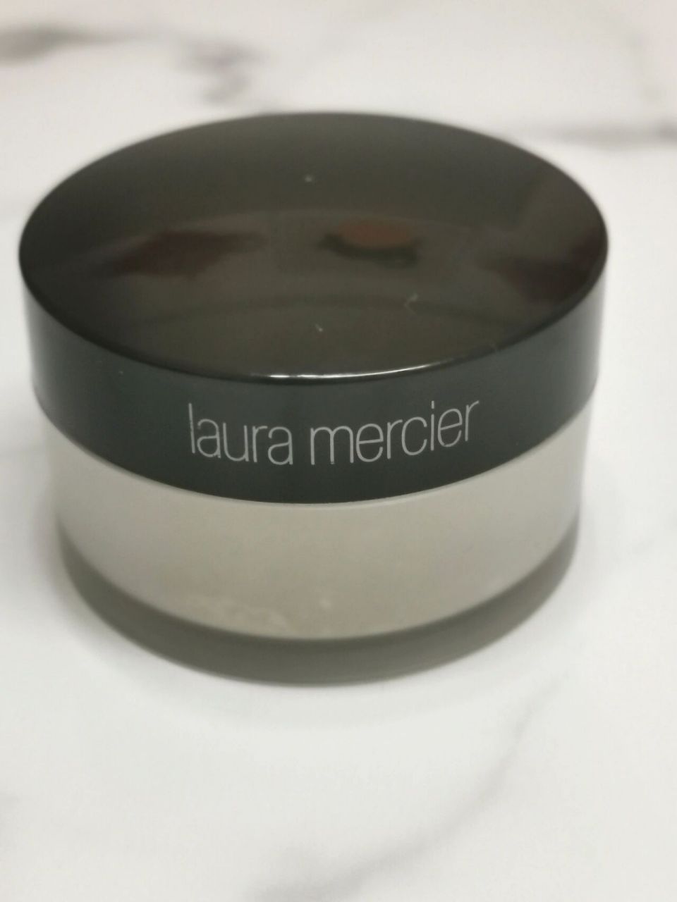 用到天荒地老的散粉-lauramercier罗拉散粉 不错,这又是一片好物分享