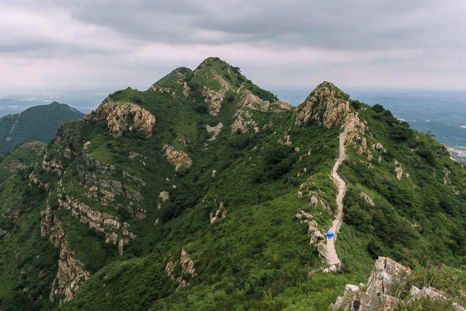 户外路线指南 99大黑山又称大赫山,大和尚山,位于大连市金州区东部