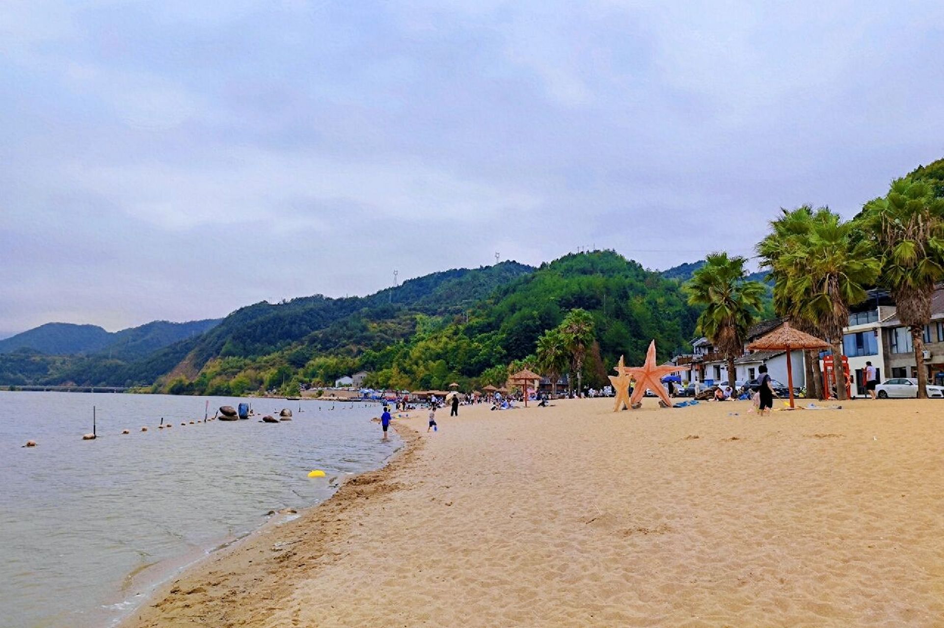 假期约三五家好友在丽水深处感受"海"的气息长汀沙滩距丽水市区60公里