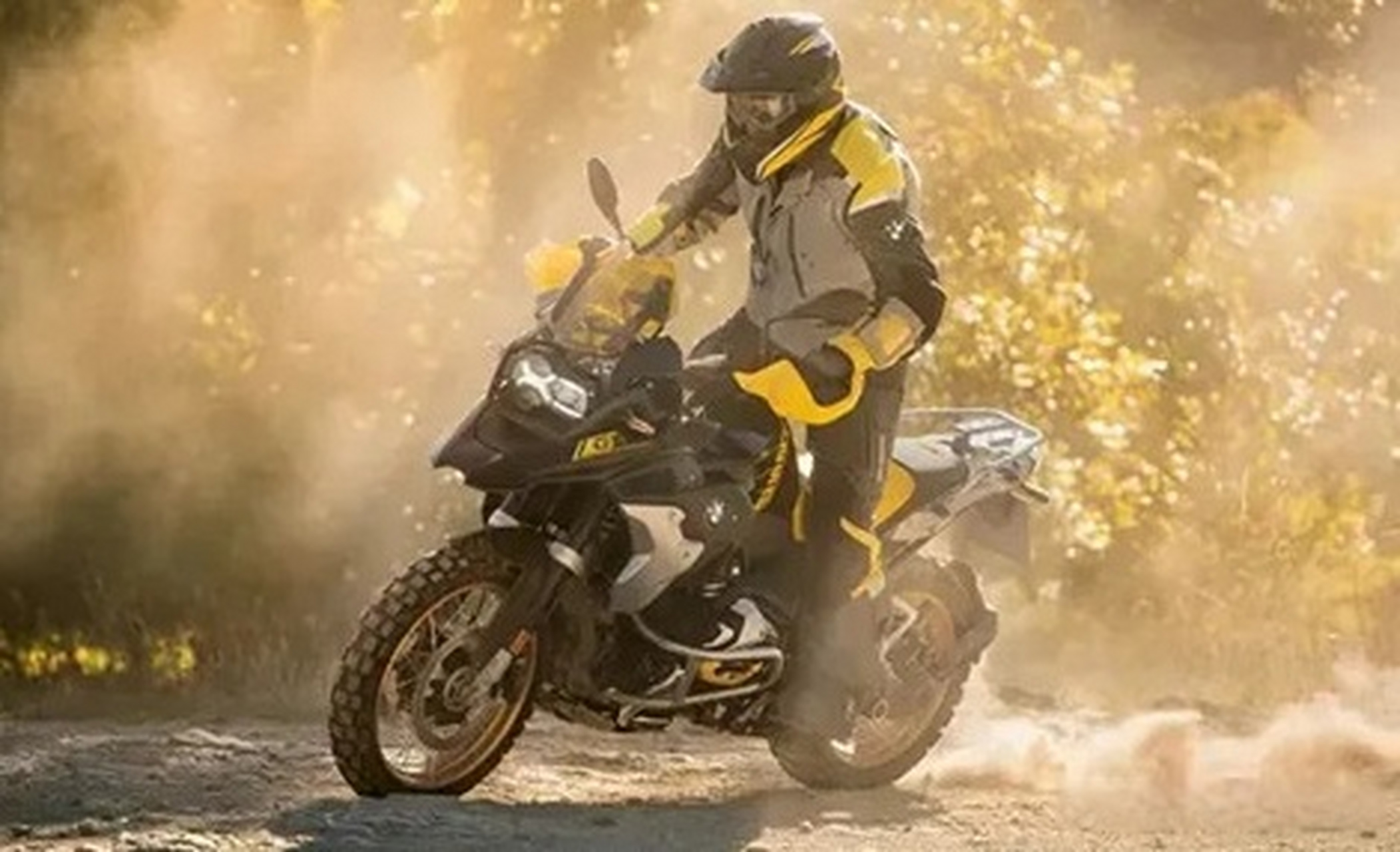 宝马1250gs/adv大降价,幅度高至6万元.官方标价为24.