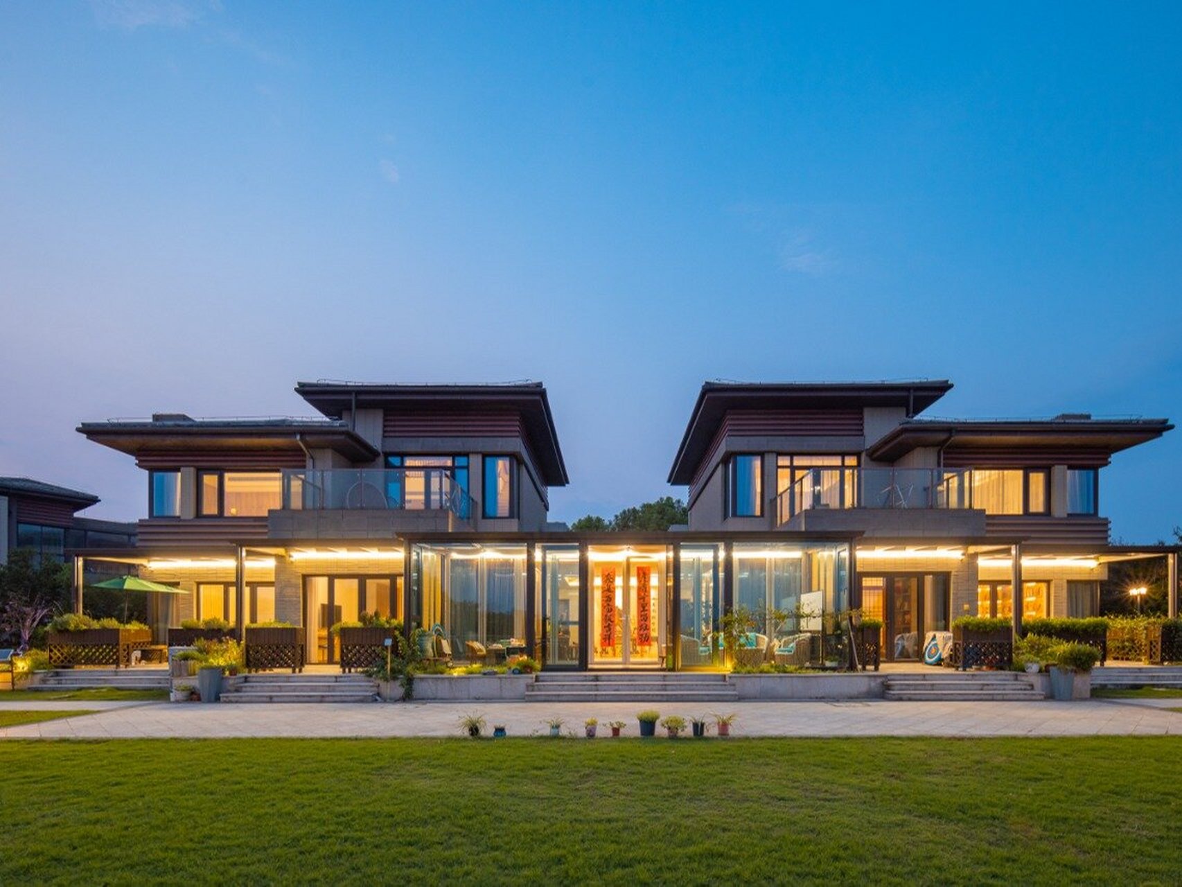 三个景点,各有特色 	 02句容茅山风景区-----自然风光秀丽,道家