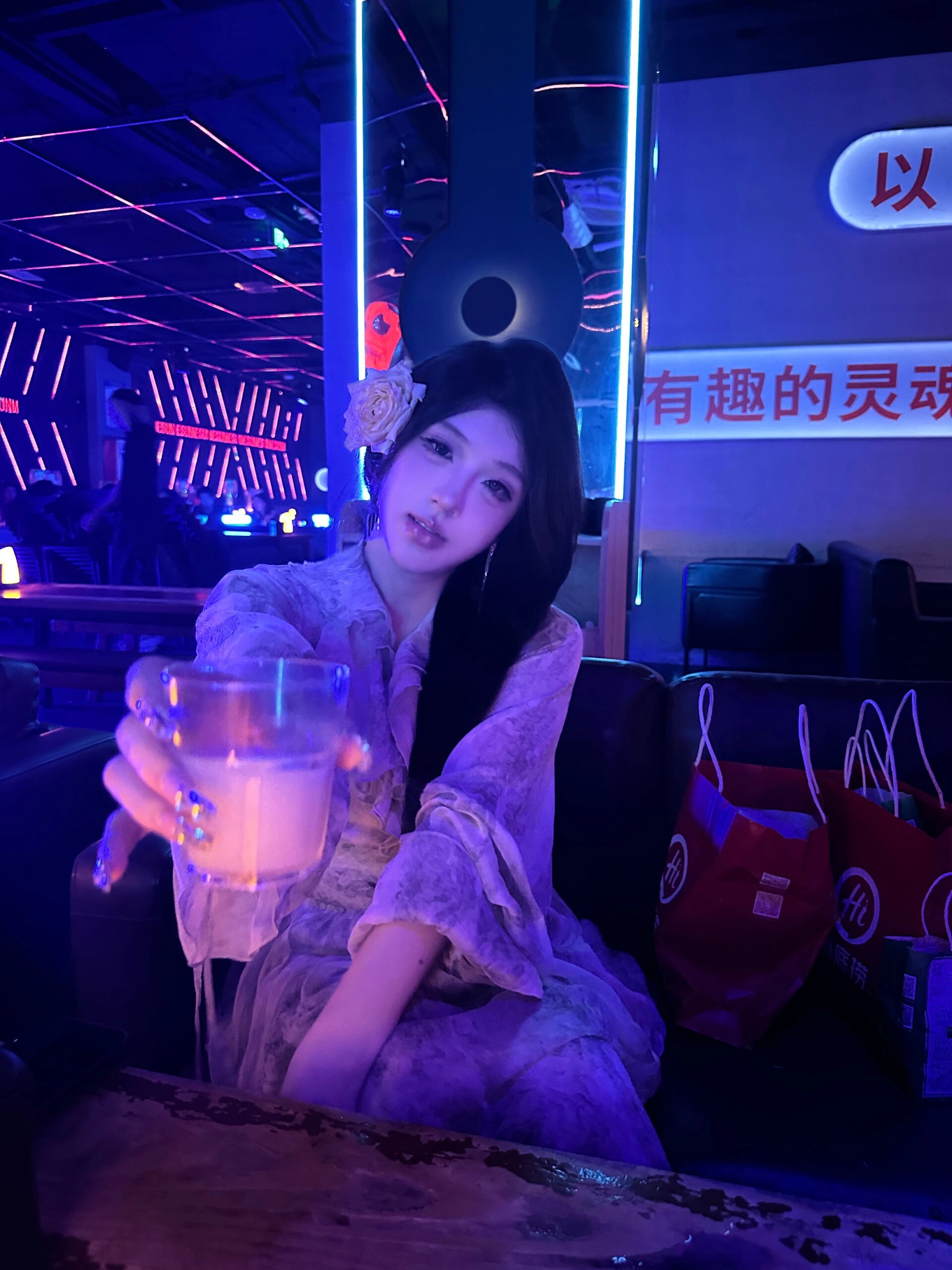 深圳女装大佬体验店图片