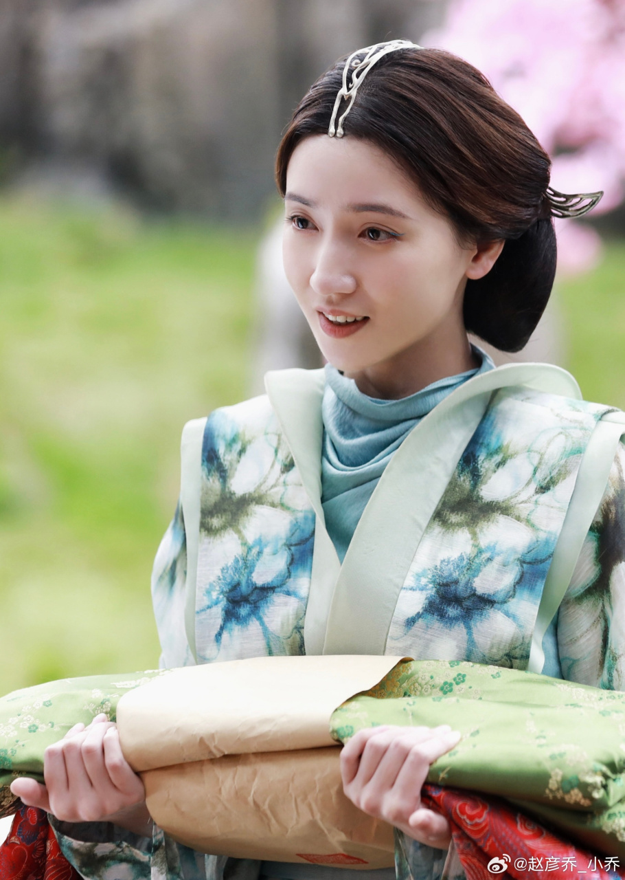 郎君不如意今日开播# 记得来嗑主演们的cp糖,化兽国尚衣局青姑姑在