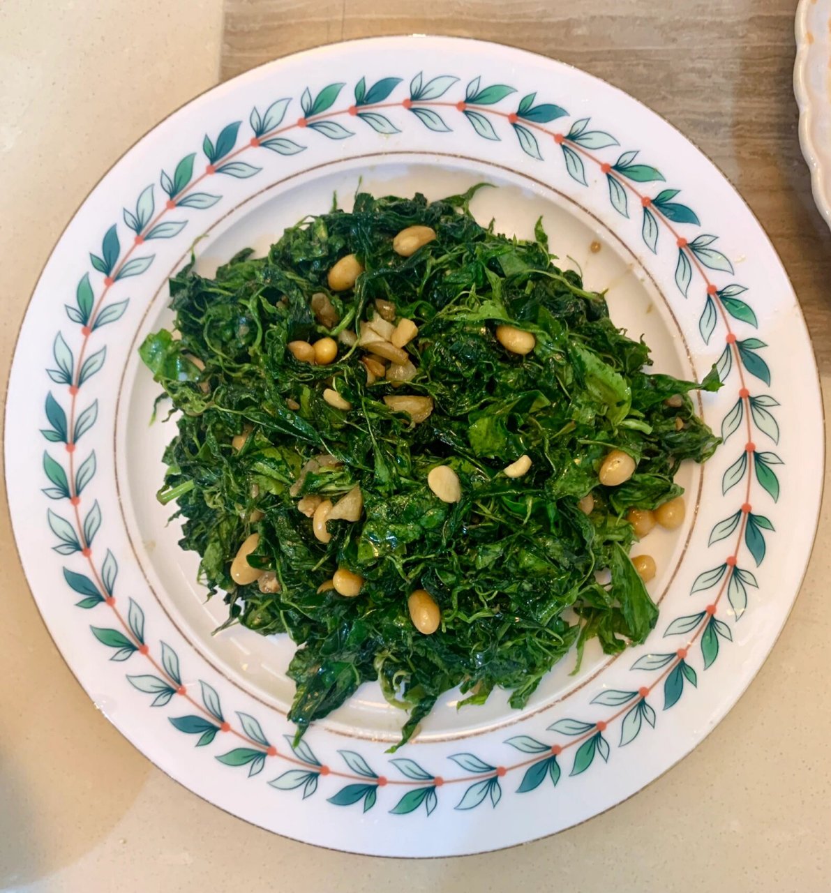 麻叶是一年四季最贵的青菜,潮汕餐厅都有这道菜,做法:麻叶在80度子乙