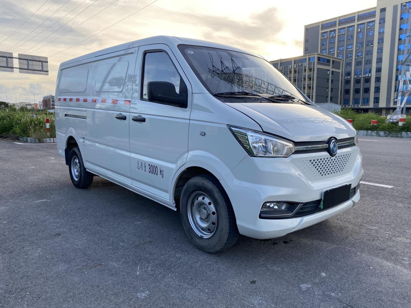 东风·御风em26·新能源 4.8×1.7×2.06 载重1.5吨 --车厢6.