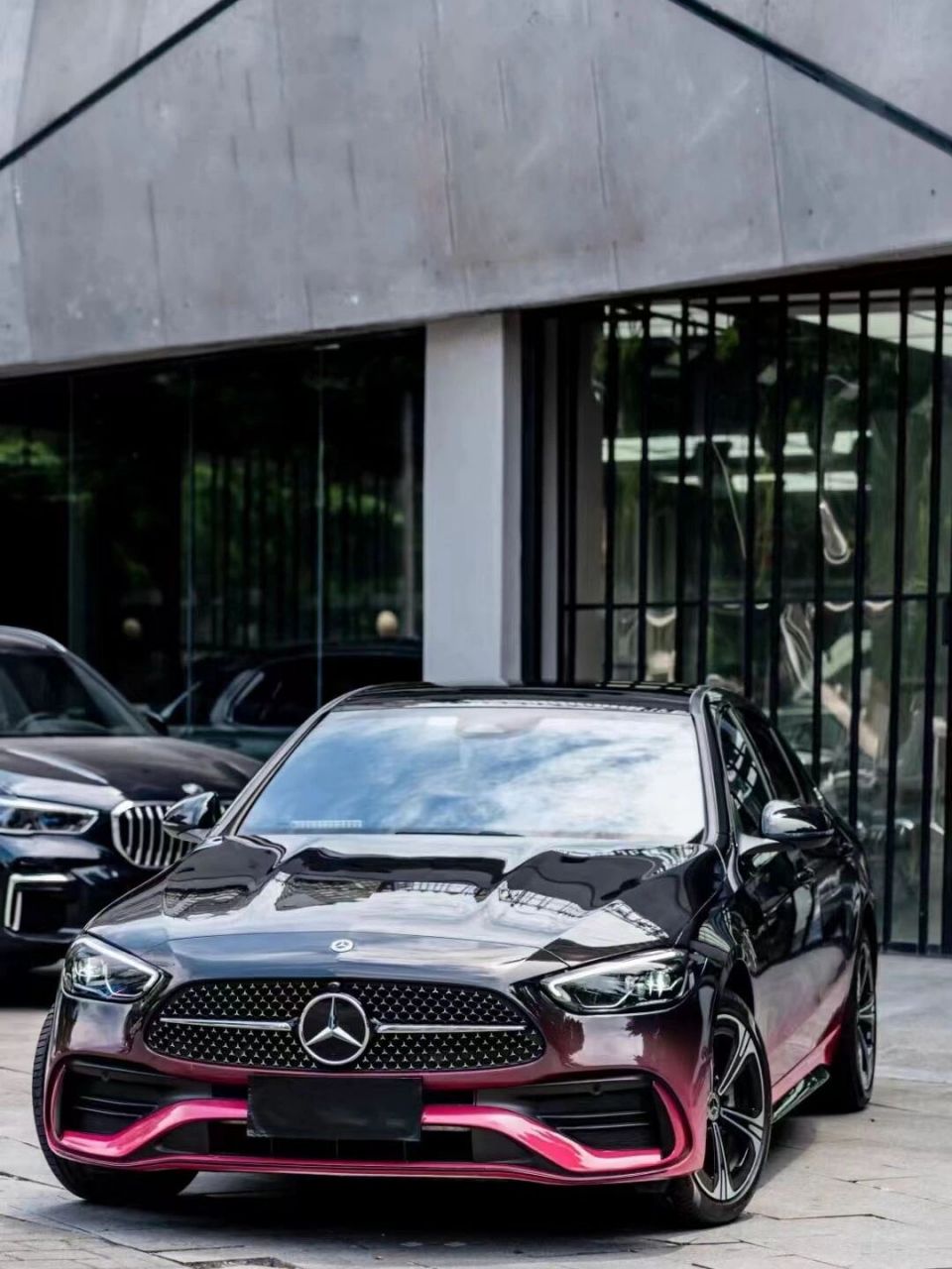 奔驰西改色–黑红渐变 超级超级帅的一款定制涂装膜,你心动了吗?