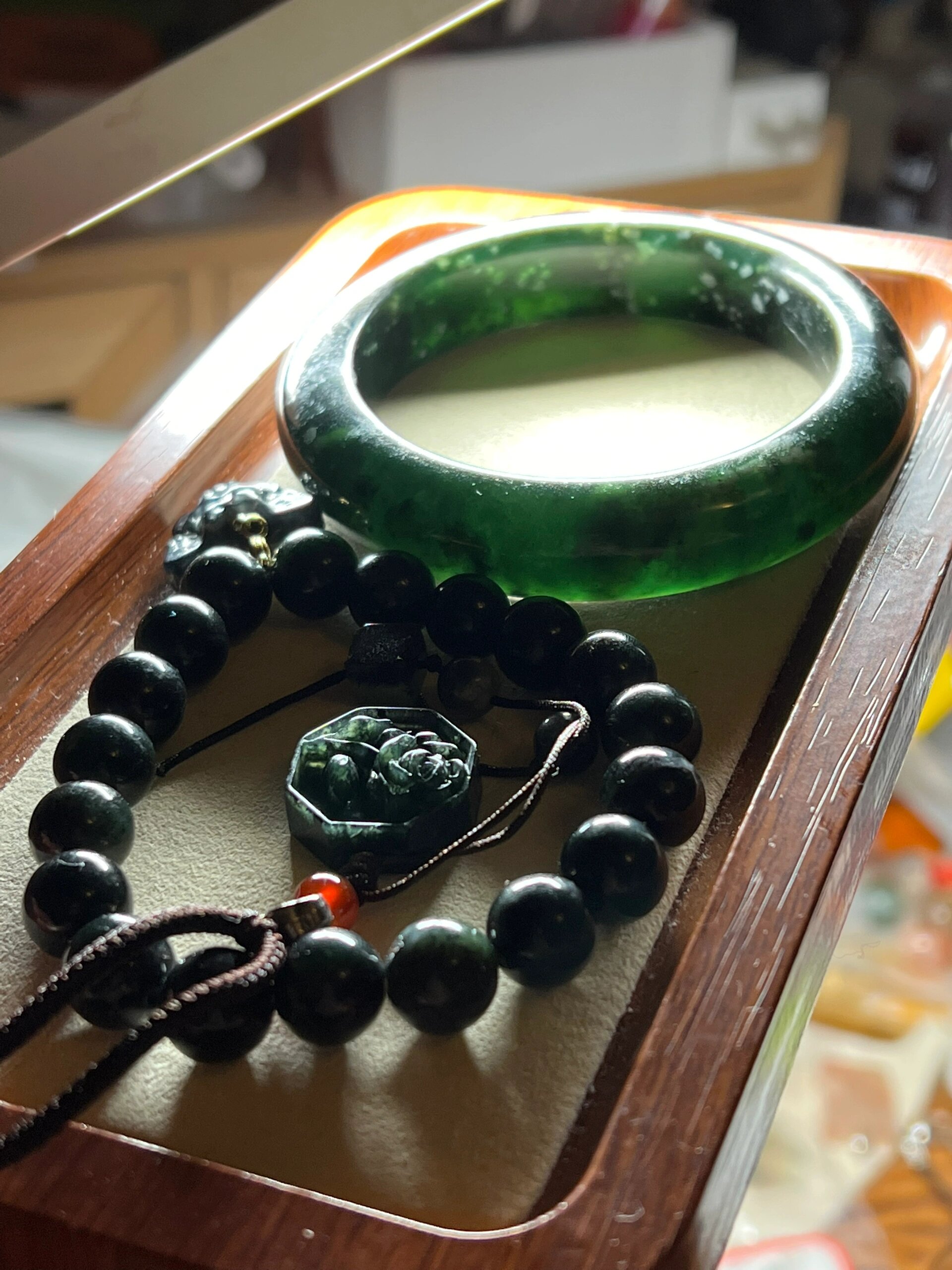 5 老料 打灯满肉绿 墨翠带飘雪的 不懂501的黑不拉几的甚拍 送同料串