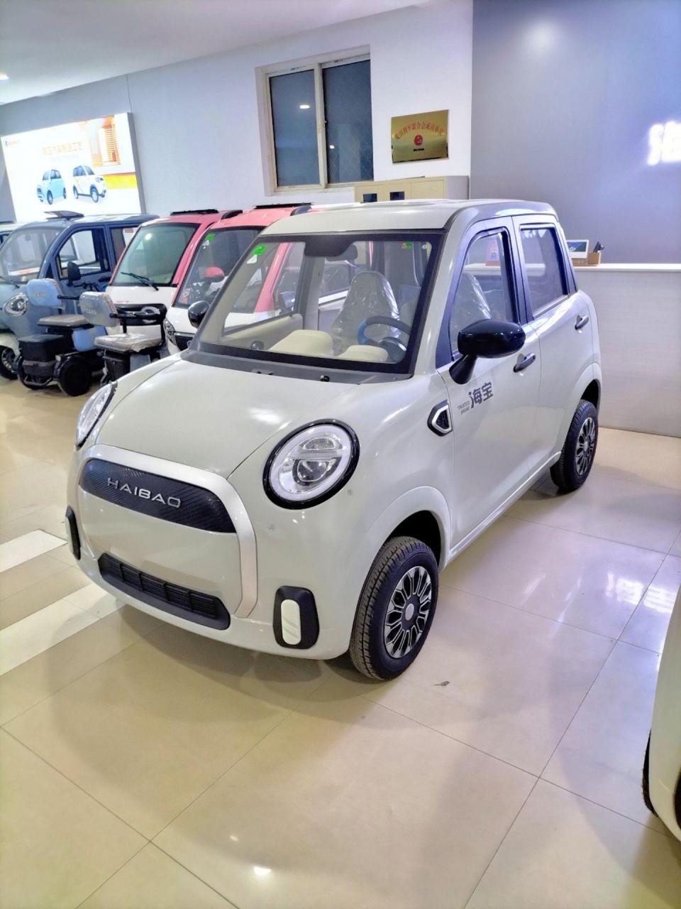 接送孩子上下学代步车 海宝新款电四轮.