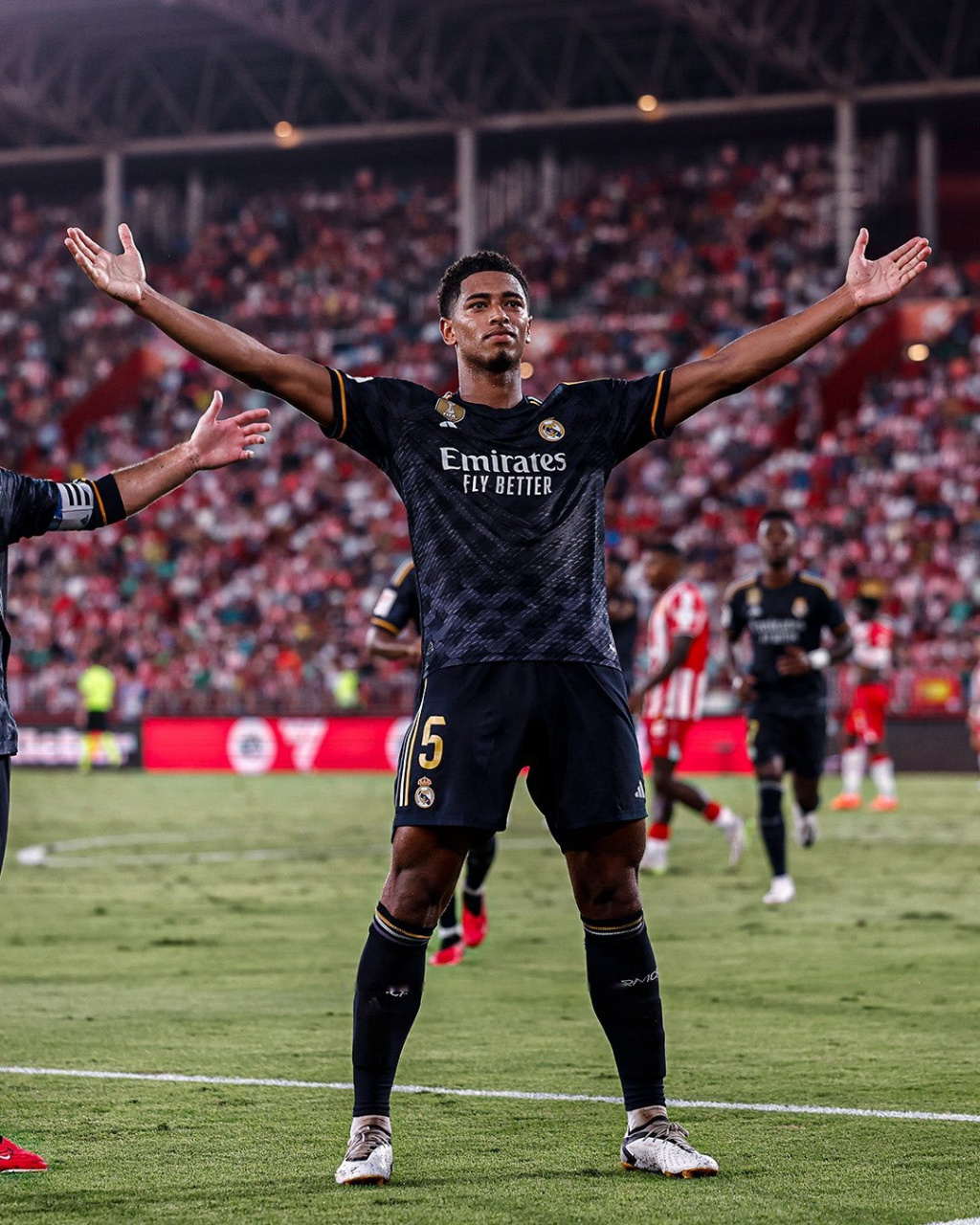 贝林厄姆:我希望球迷们喜欢我的表现,我对进球感到