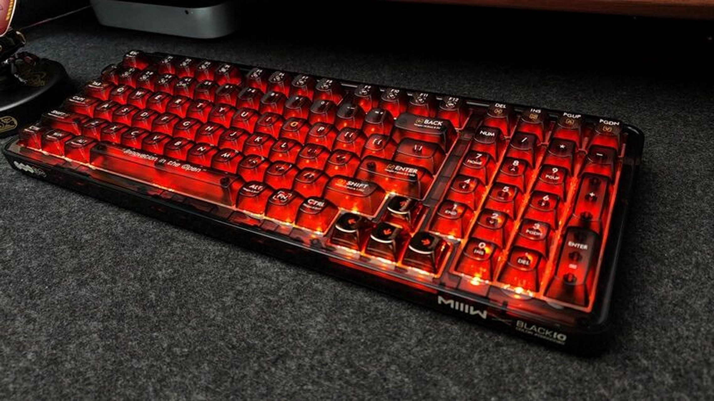 gasket结构 透明晶体键帽 米物客制化机械键盘blackio 98.