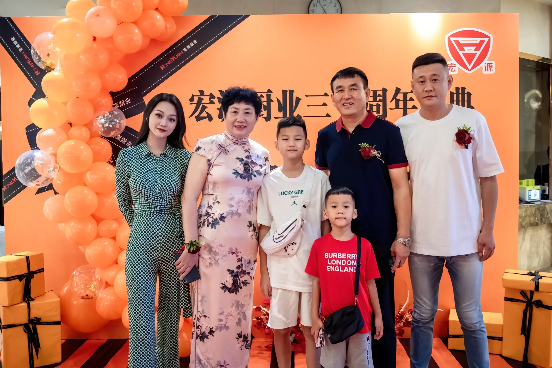 一个好家族的兴旺,至少需要三代人的努力!