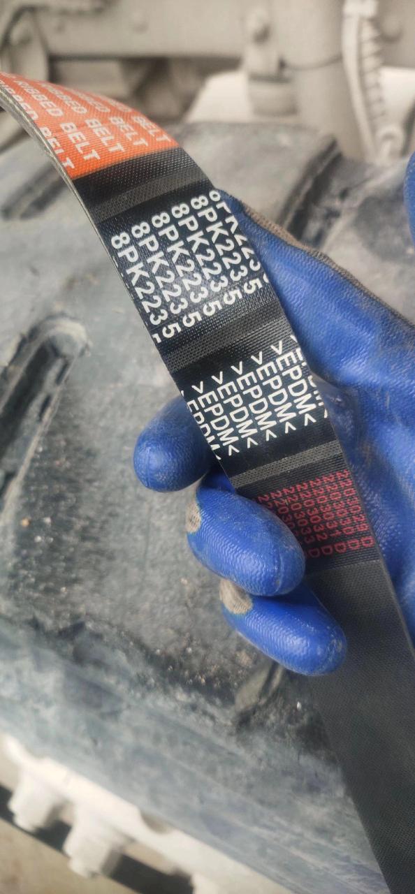 玉柴柳气420水箱风扇皮带型号和拆装!