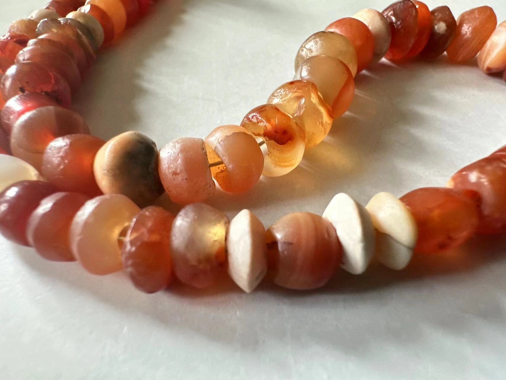 西亚千年古珠玛瑙飞碟珠