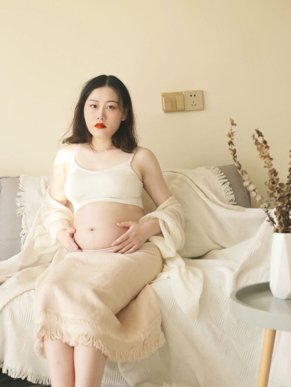0成本在家拍孕妇照 居家风 #在家拍孕妇照# #孕妇照# #居家孕妇照# 刚