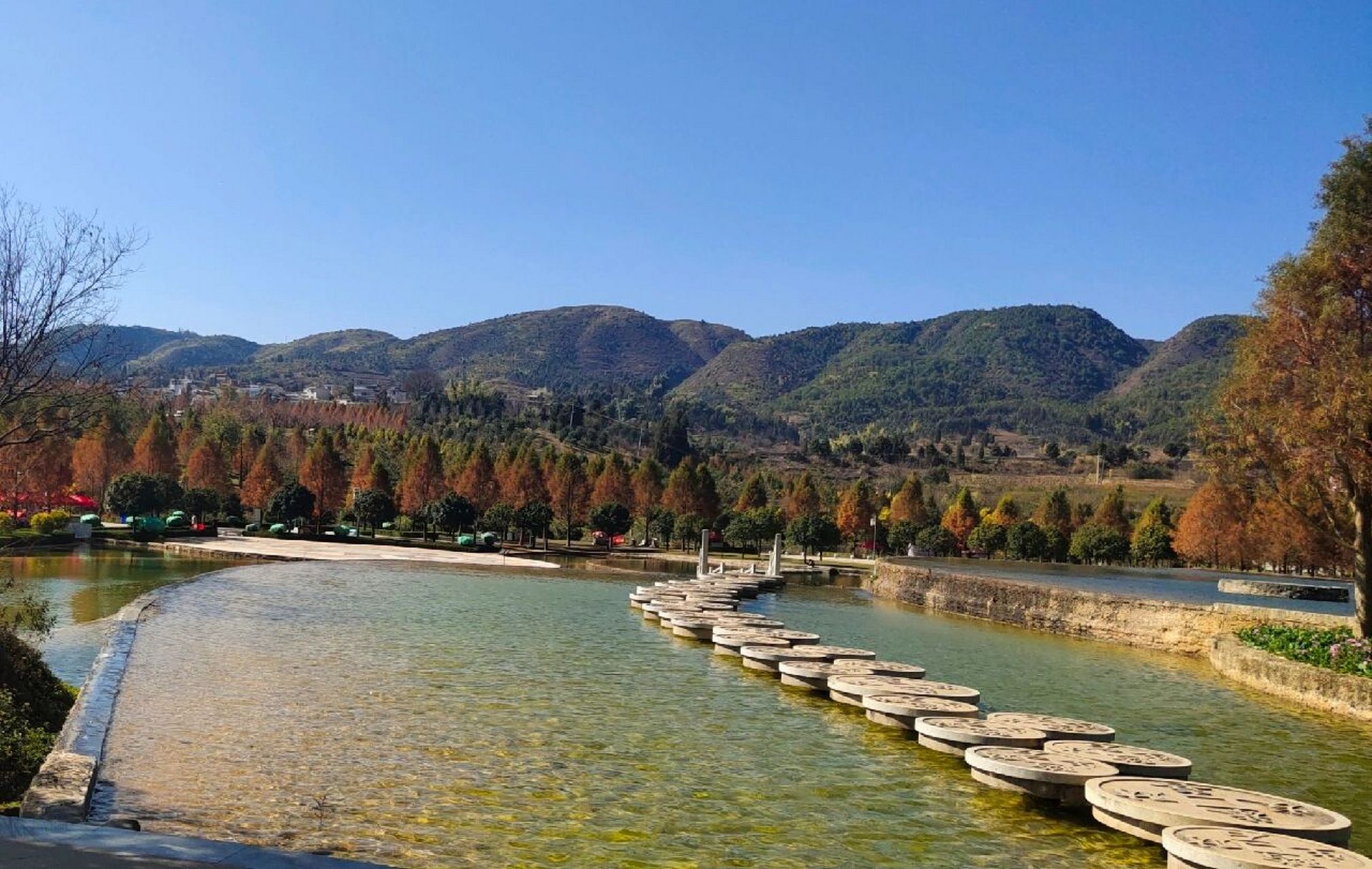 锦屏山风景区(五彩池) 锦屏山风景区(五彩池)