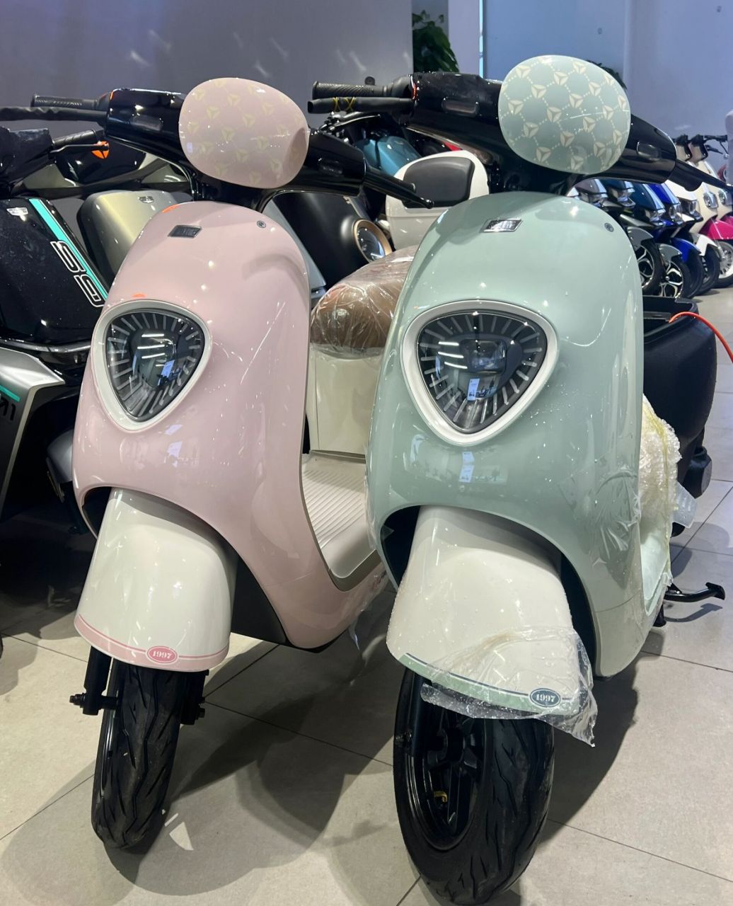 雅迪电动车-魅丽 花都区雅迪电动车 马卡龙色系真的很好看 粉色少女