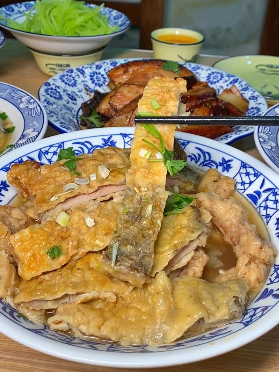 97来滕州必吃的99十大碗99给大家找到了,十大碗是滕州老一辈