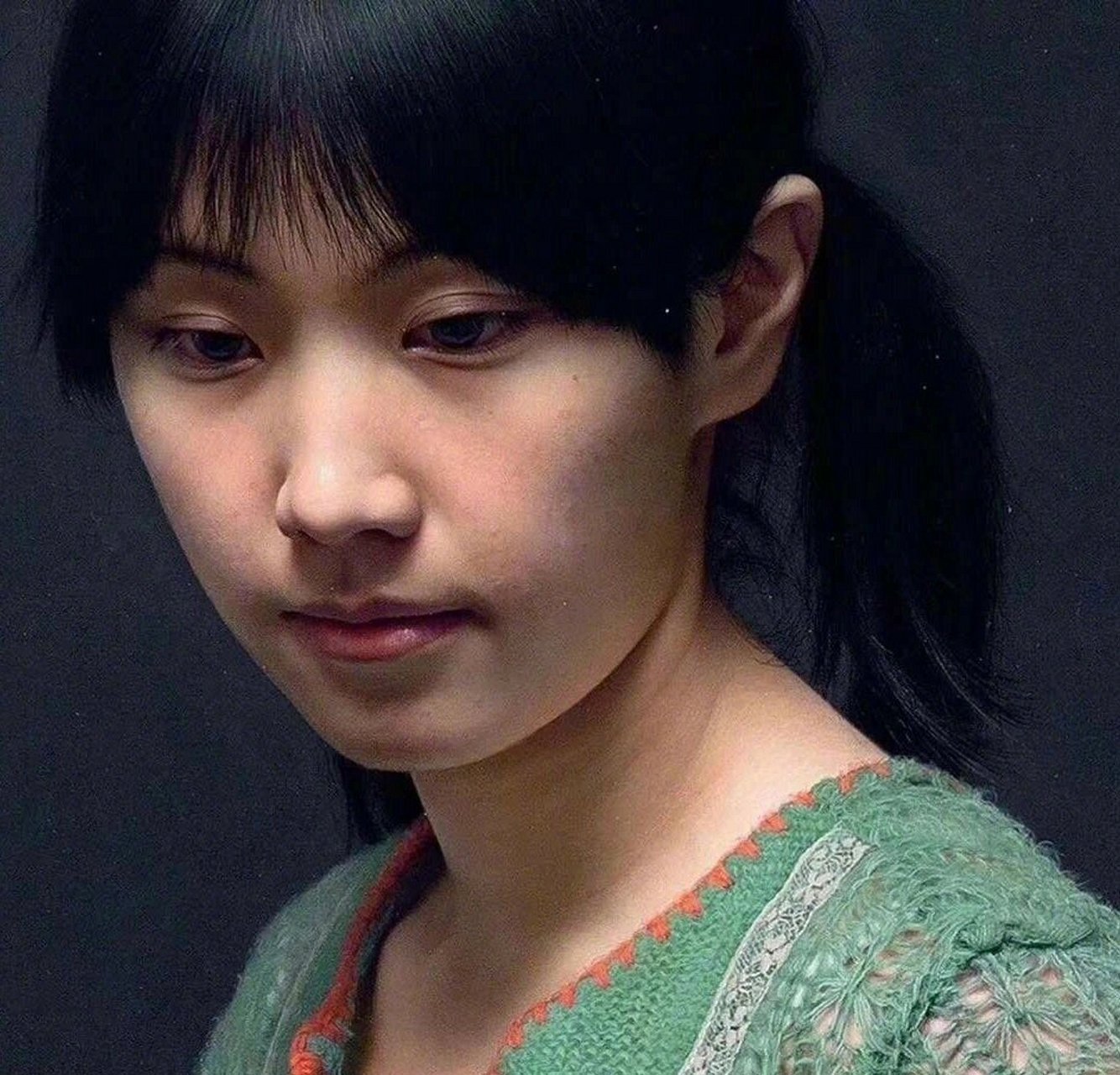 名画鉴赏 | 超写实油画人物《小姜》 《小姜》这幅作品,冷军创作了