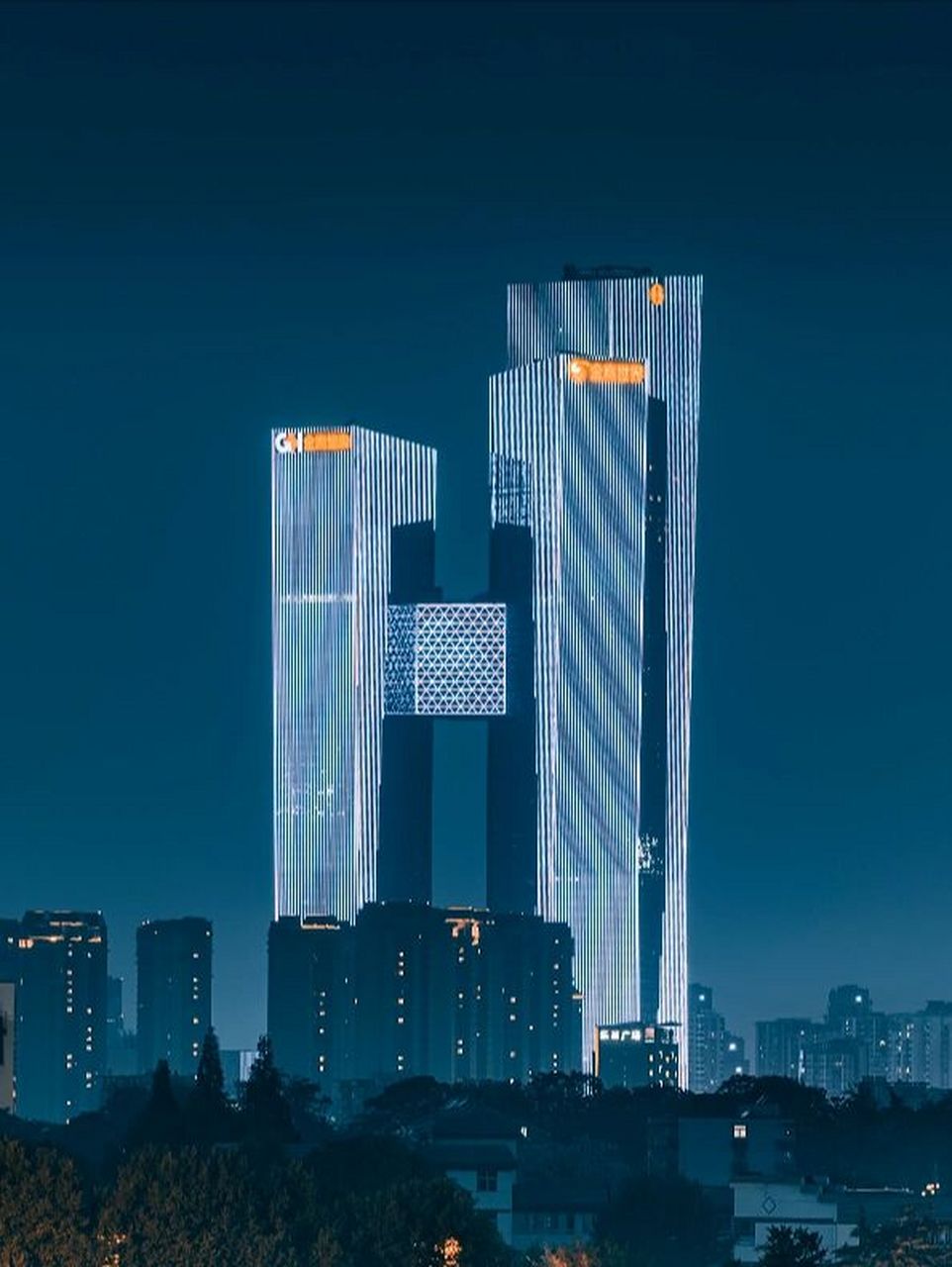 建筑设计 | 南京金鹰世界 ⭕全球最高的三塔连体建筑——南京金鹰世