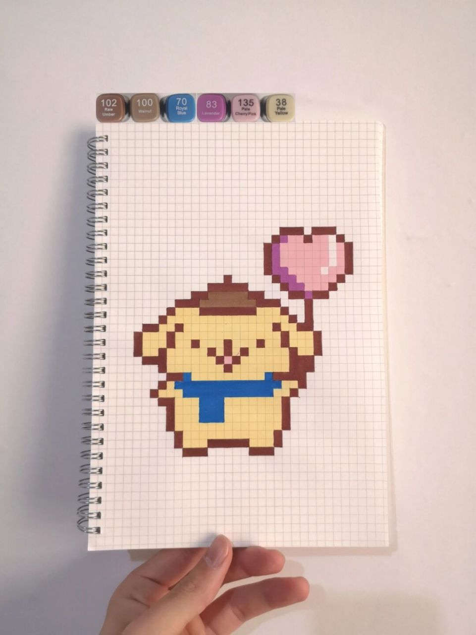 像素画:爱心气球布丁狗94 网格本:b5 像素图纸来自:96 #布丁狗