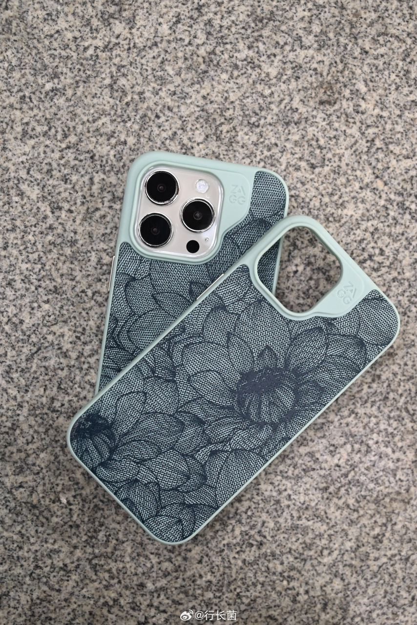 zagg家的手机壳,这次是防摔磁吸保护壳,采用石墨烯材料加持的织物面料
