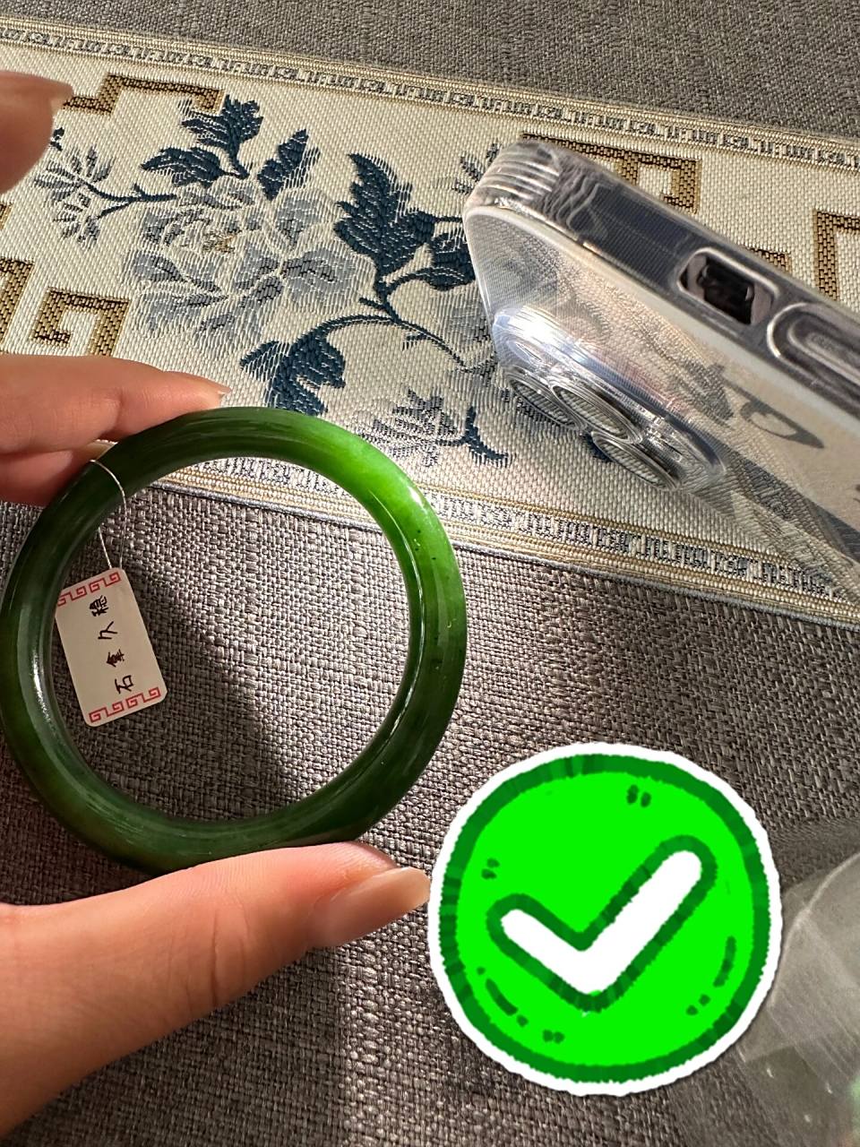 三张图教会你打灯看和田玉结构04 最近很多姐妹问我,刚入坑怎么看