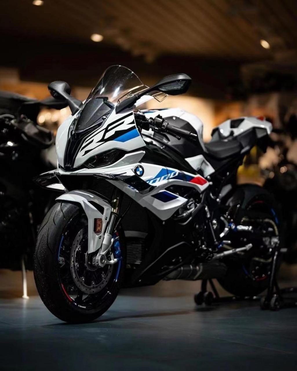 2023 全新bmw s1000rr 预计8月初国内发布上市,接受预定!