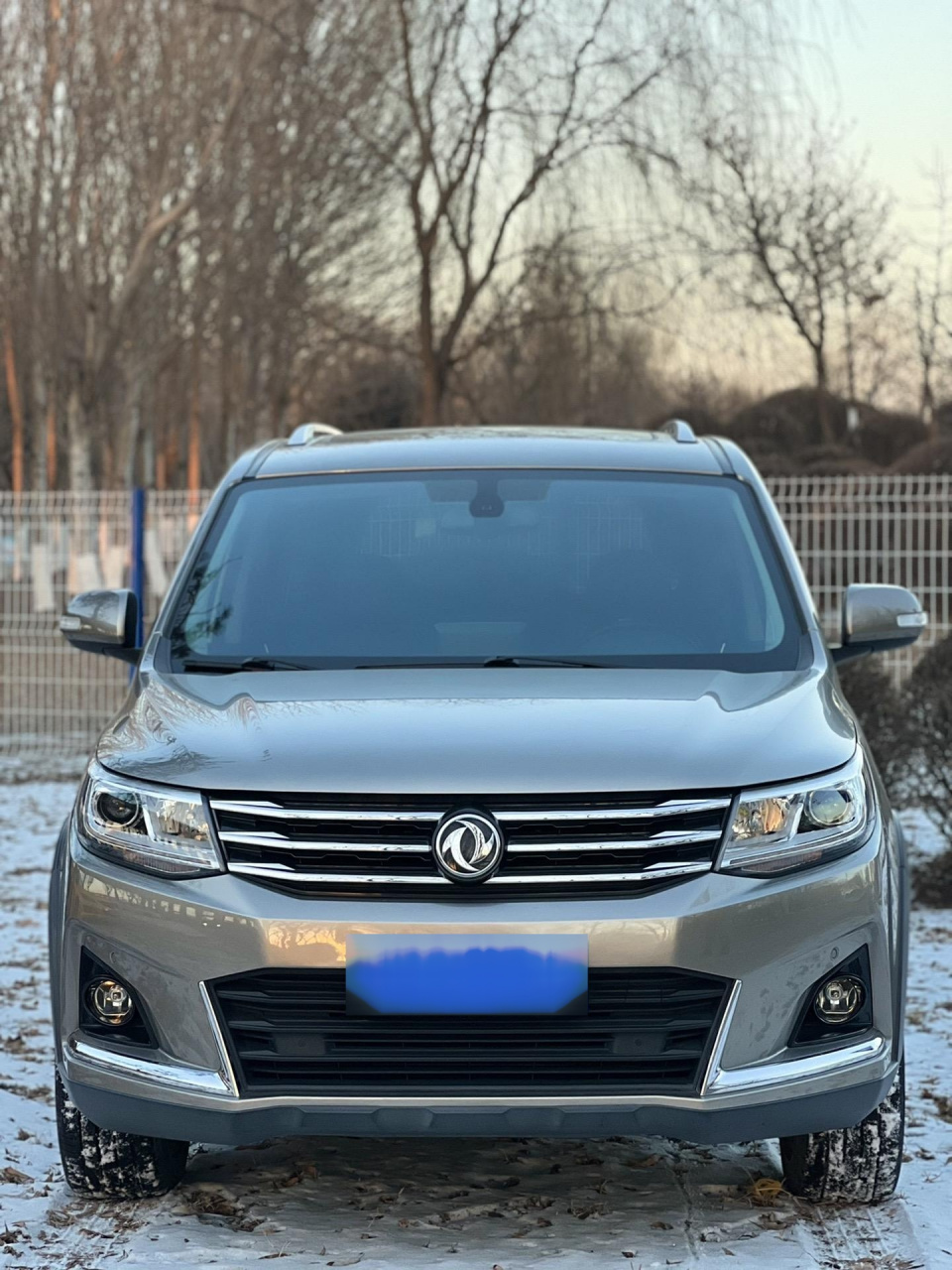 2017年上牌东风景逸x6大suv,七座高配,1.5t排量!
