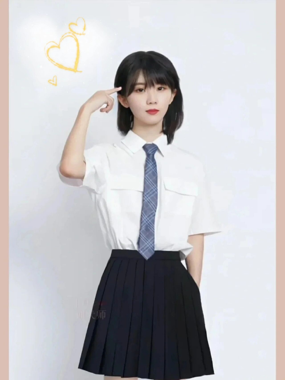 终于知道时代峰峻为啥不招女生了 时代少年团女装