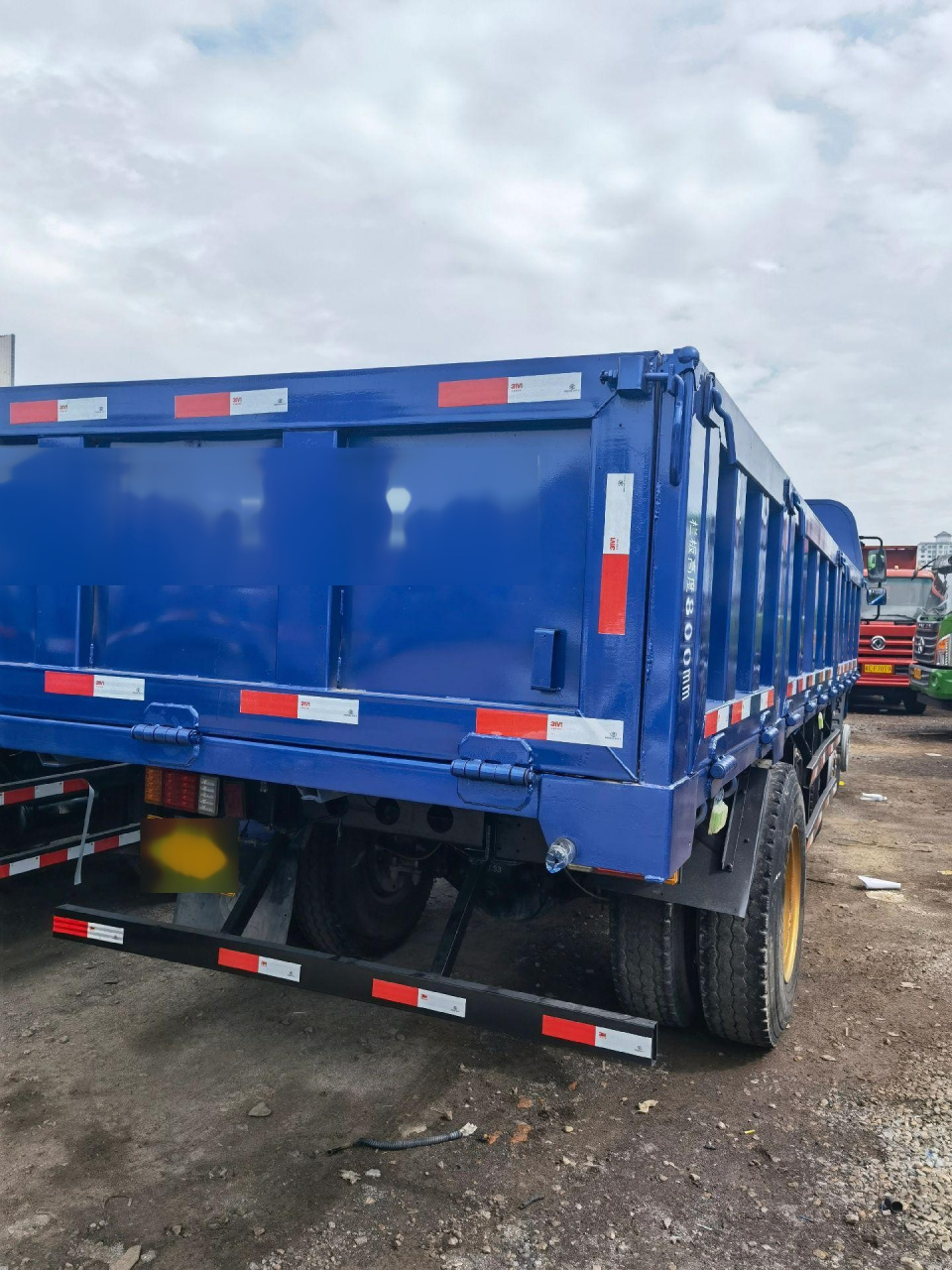 6米8平板自卸后翻,拉粮神器.