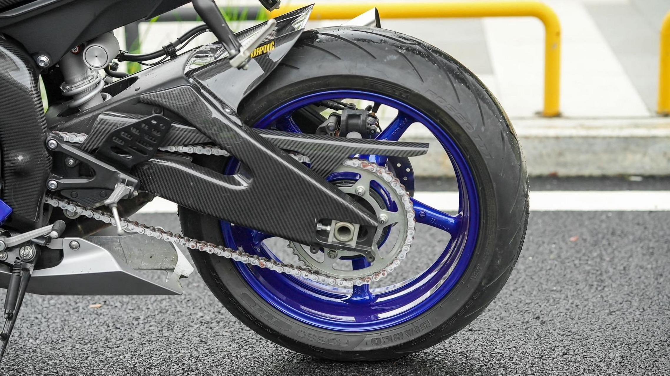 19年雅马哈r6(小贸)品牌:雅马哈(小贸) 车型:yzf-r6 年份:2019.